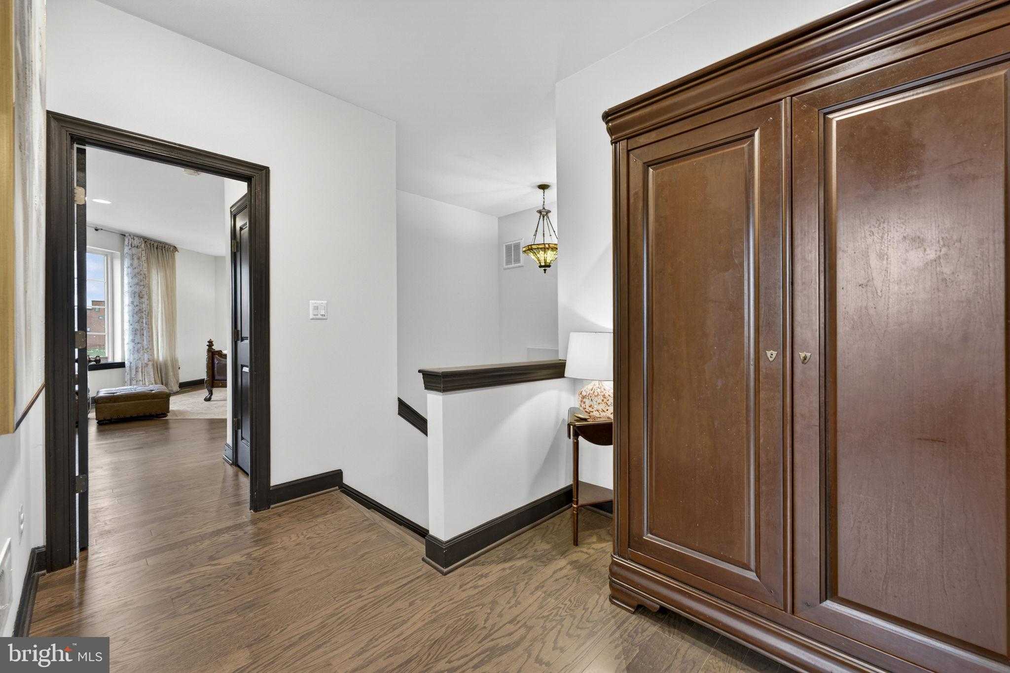 23132 Brooksbank Sq photo 34