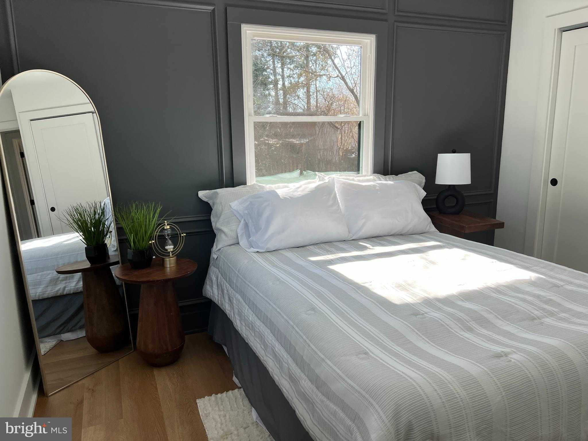 708 W Jasper CT photo 33