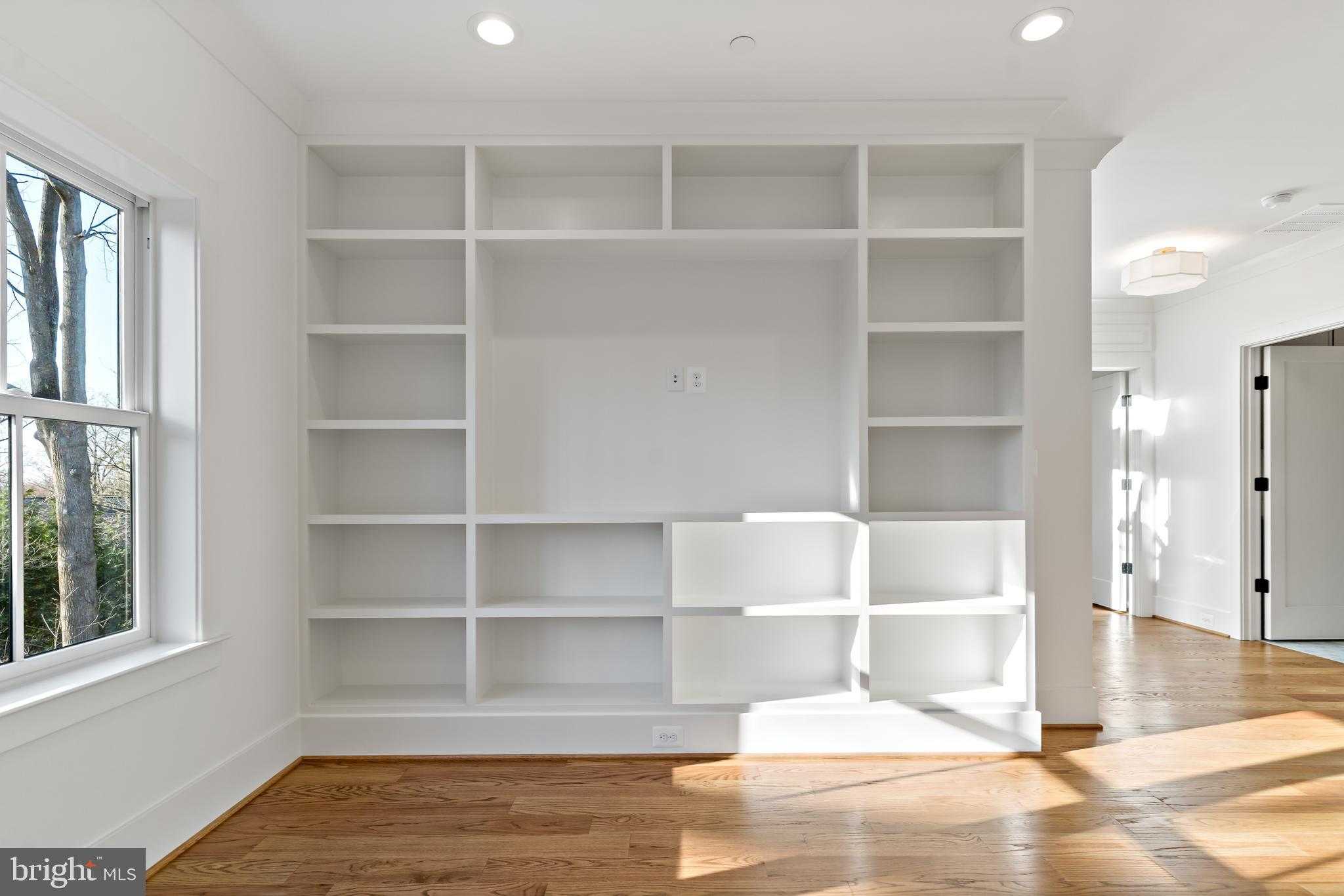 5425 Harwood Rd photo 77