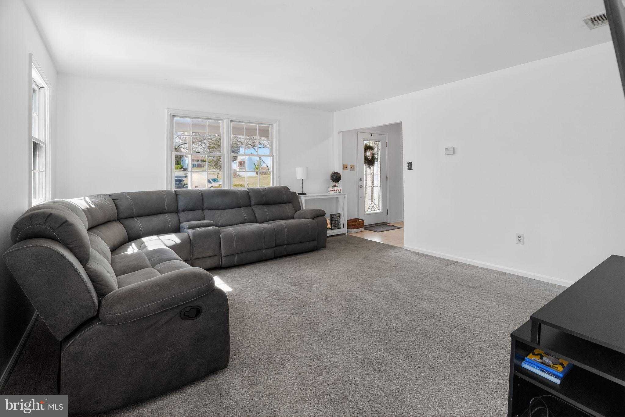 1385 Bittersweet Ln photo 6