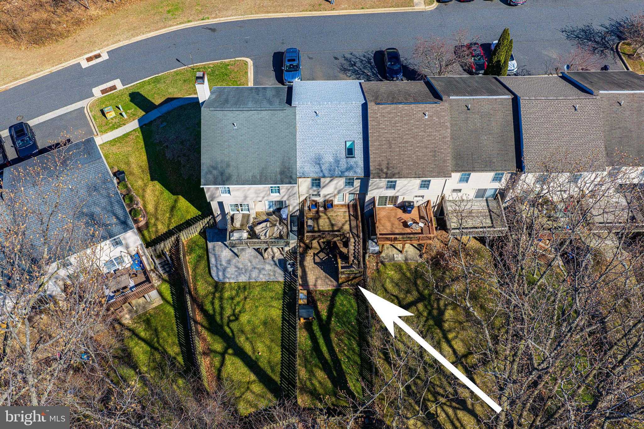 1335 Merry Hill CT photo 30