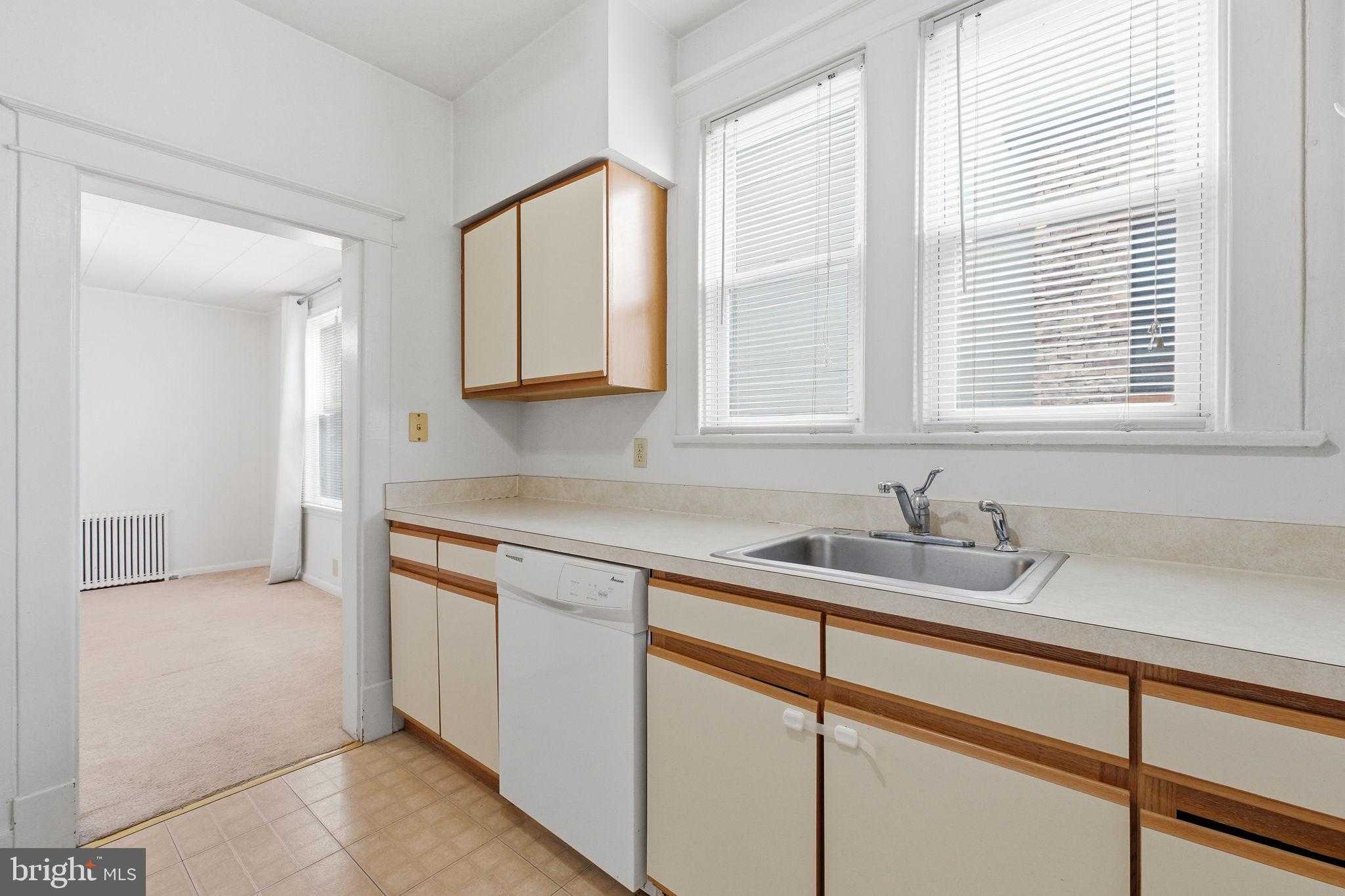 714 18th St S photo 10