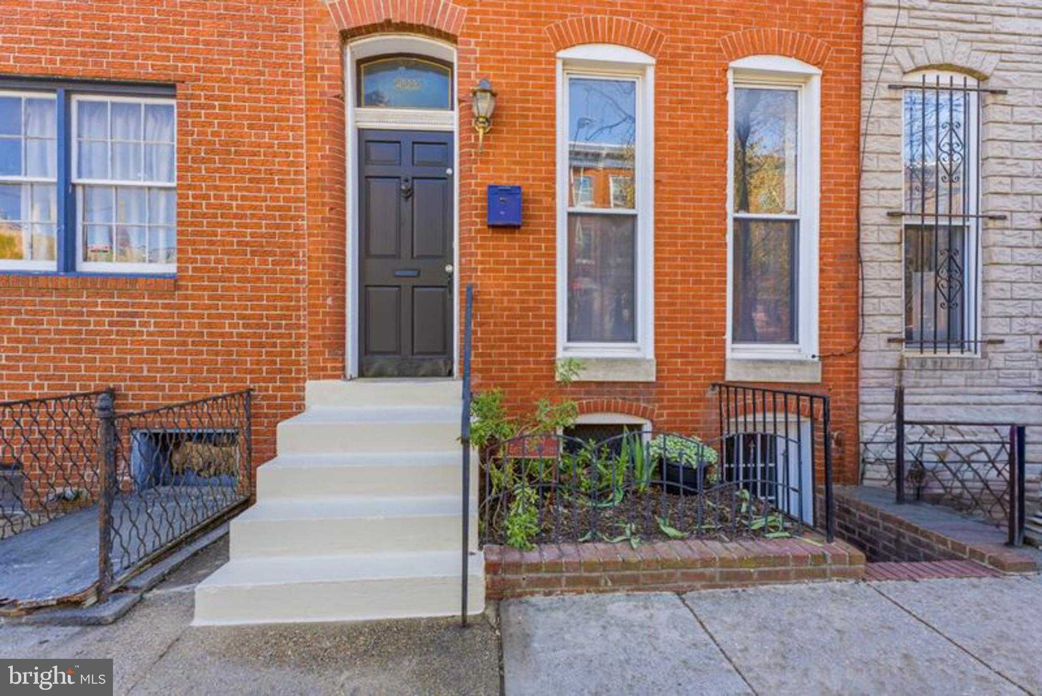 2033 E Pratt St photo 2