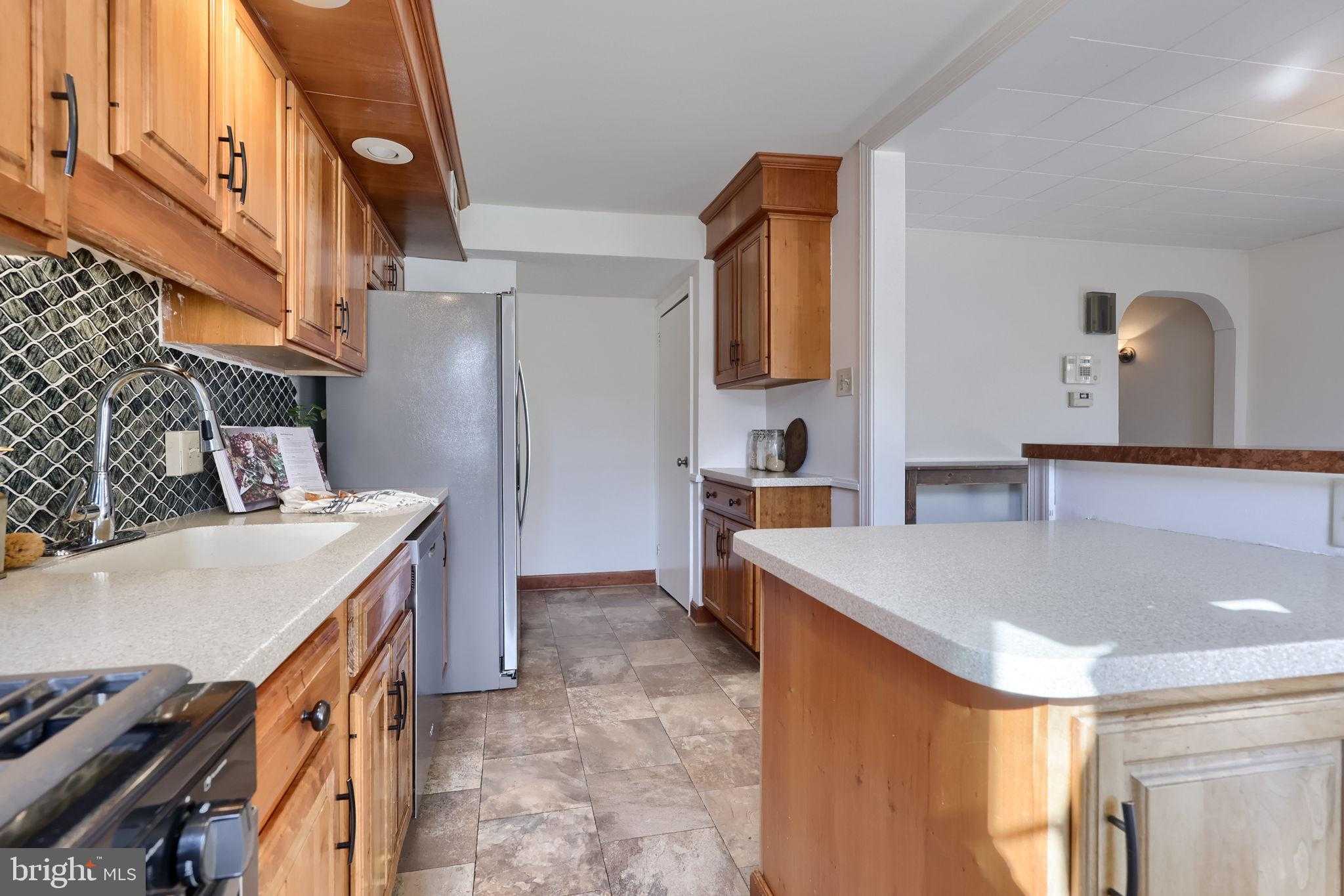 1026 W Ross St photo 25