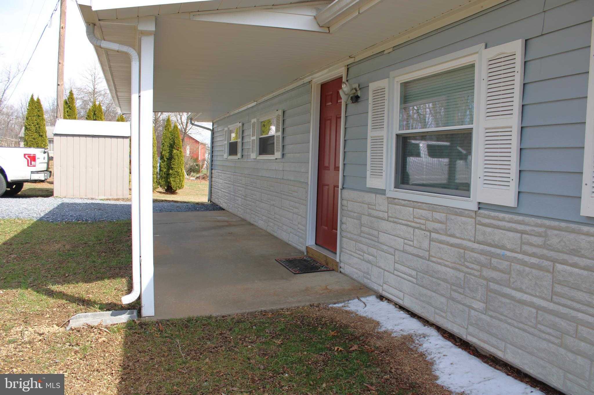 117 Basin Hill Rd photo 3