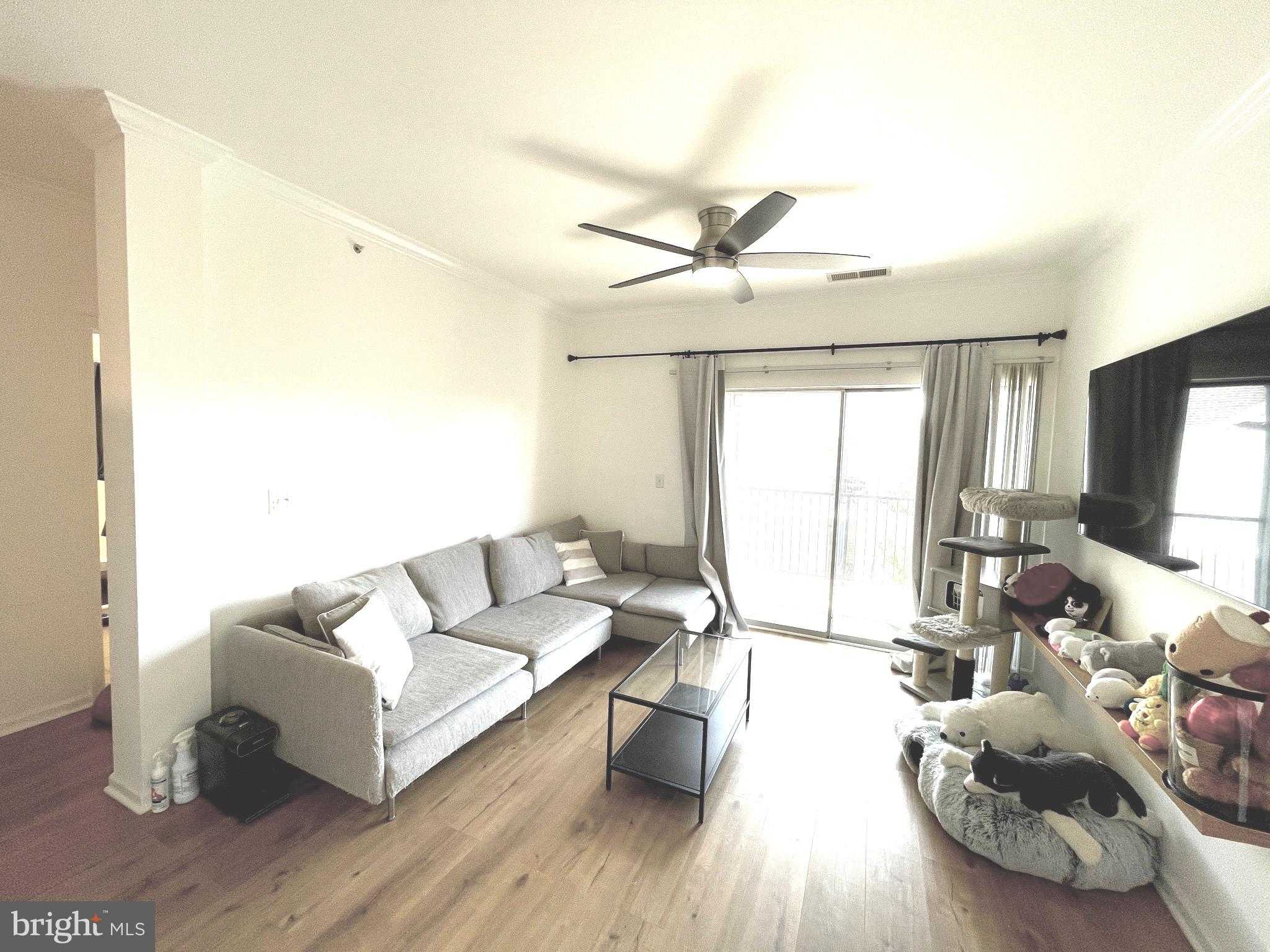 19611 Galway Bay Cir Apt 403, Germantown