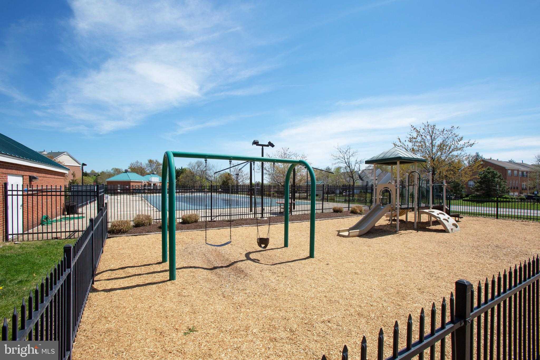 820 Belmont Bay Dr Apt 401 photo 60