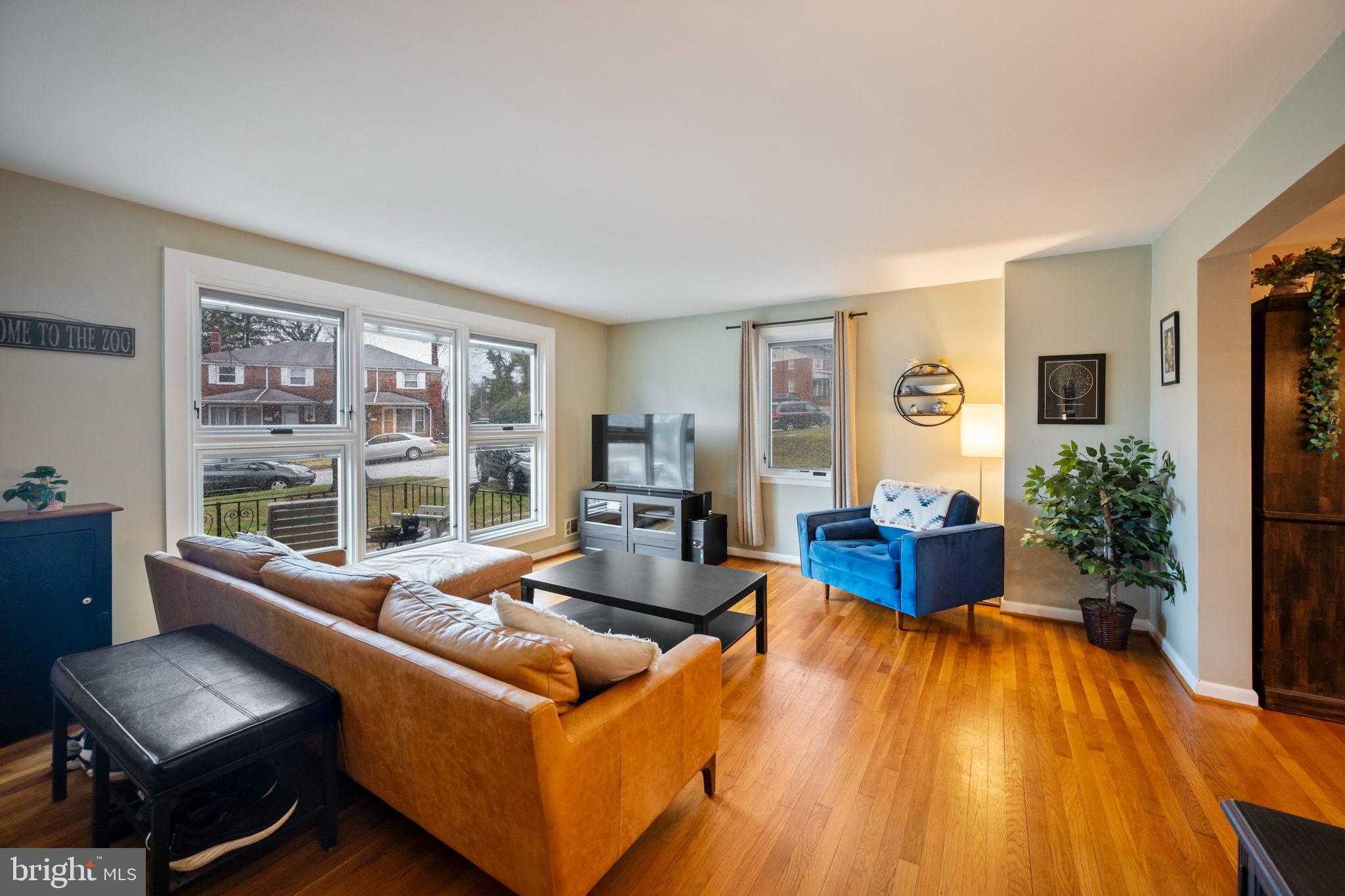 1311 Glenmont Rd photo 2