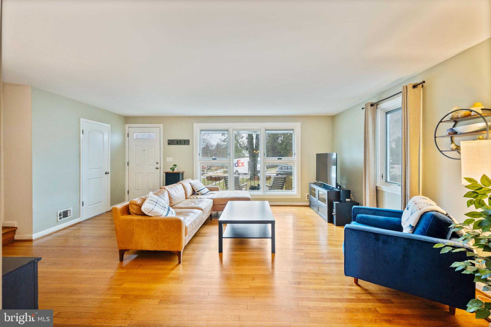 1311 Glenmont Rd photo 4