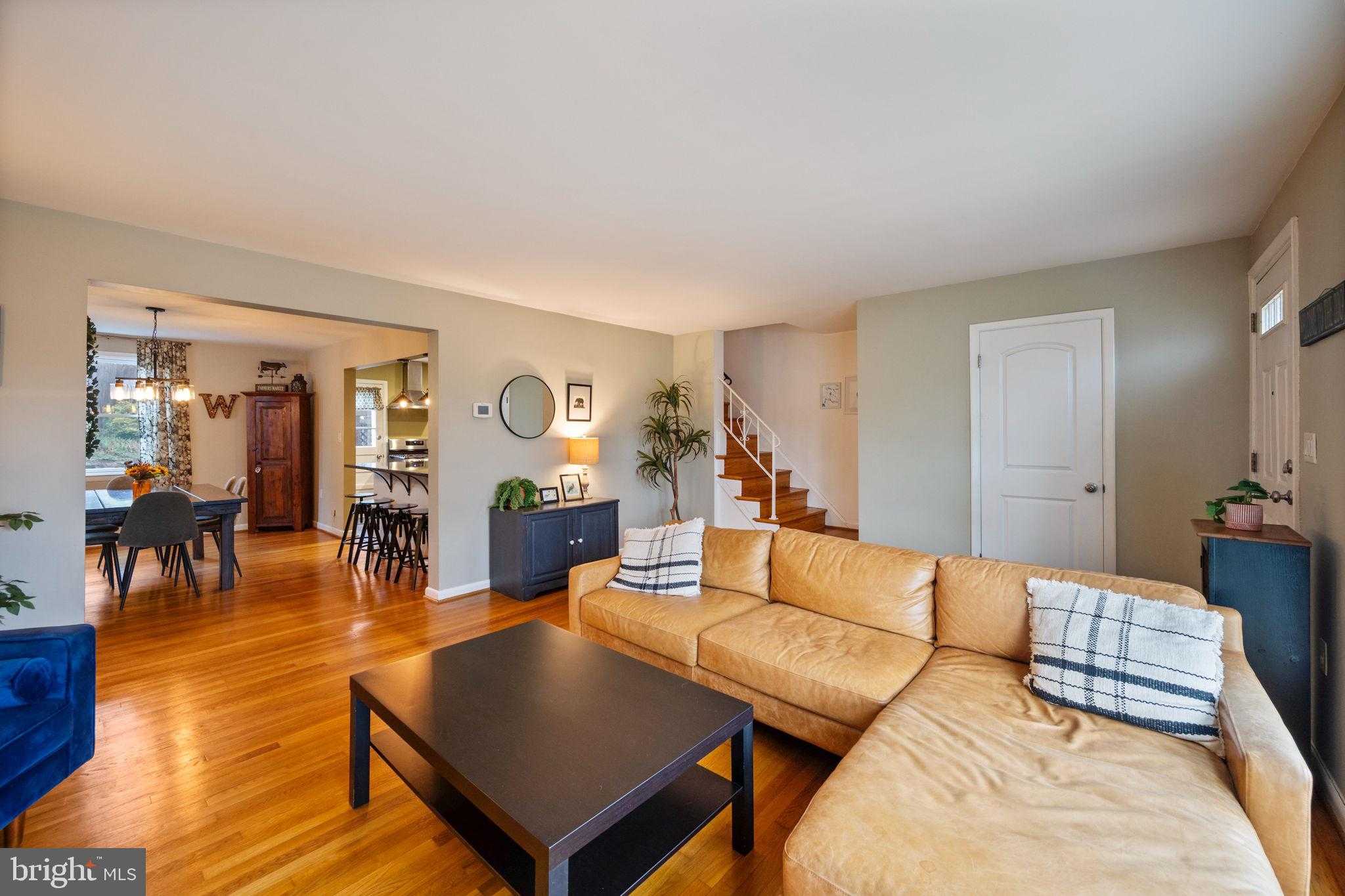 1311 Glenmont Rd photo 5