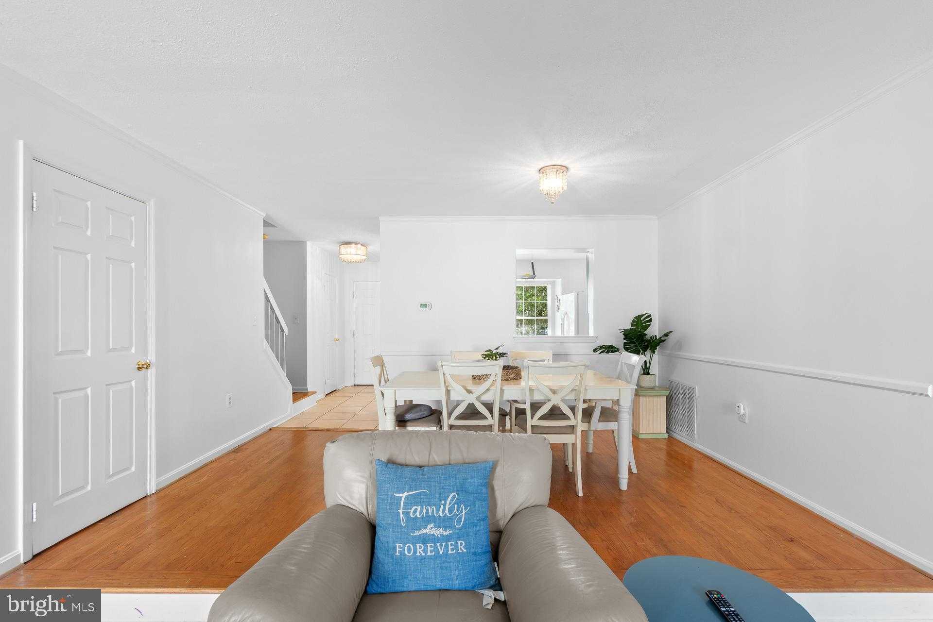 19021 Grotto Ln photo 6