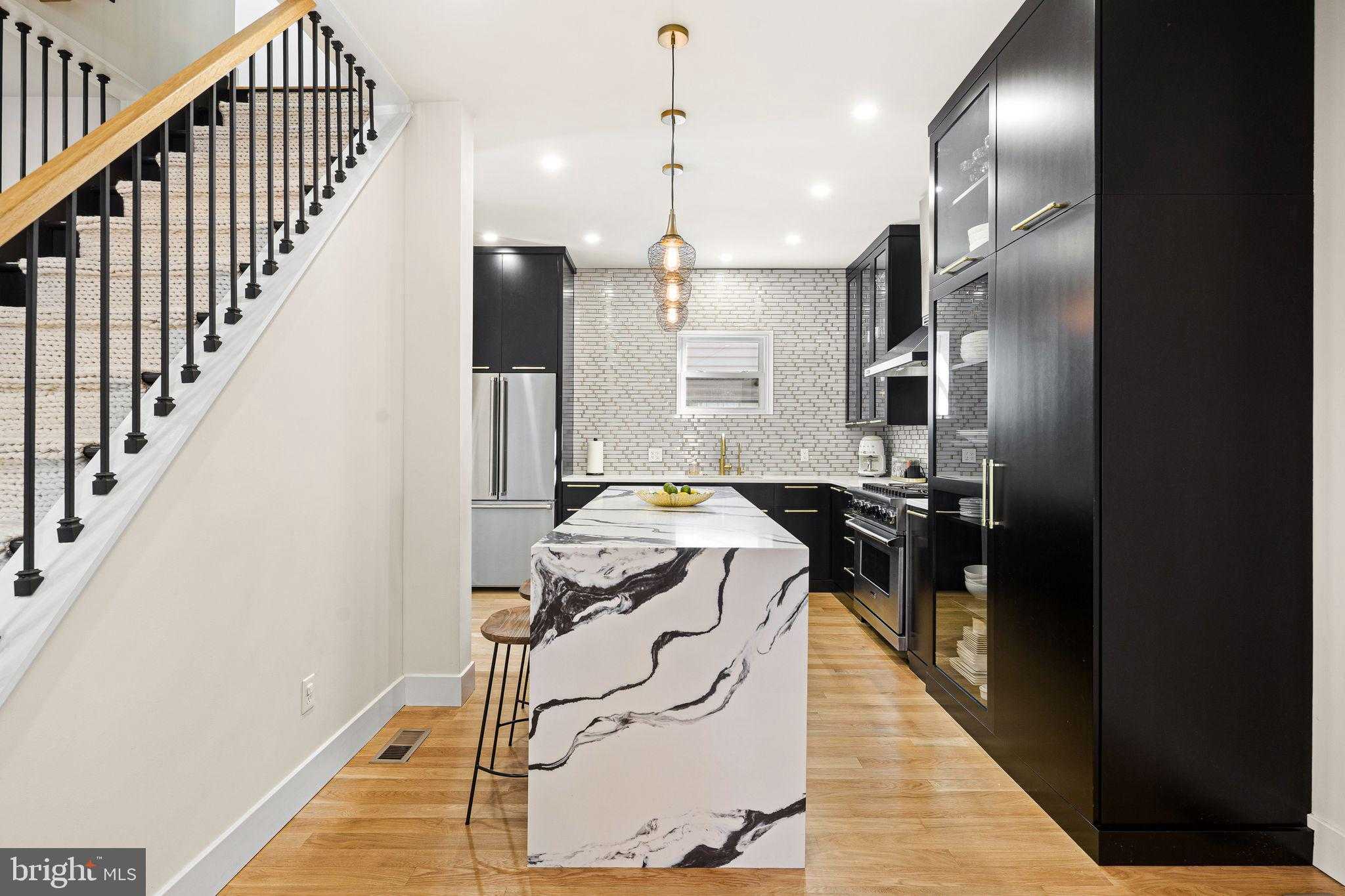 2314 Madison Sq photo 7