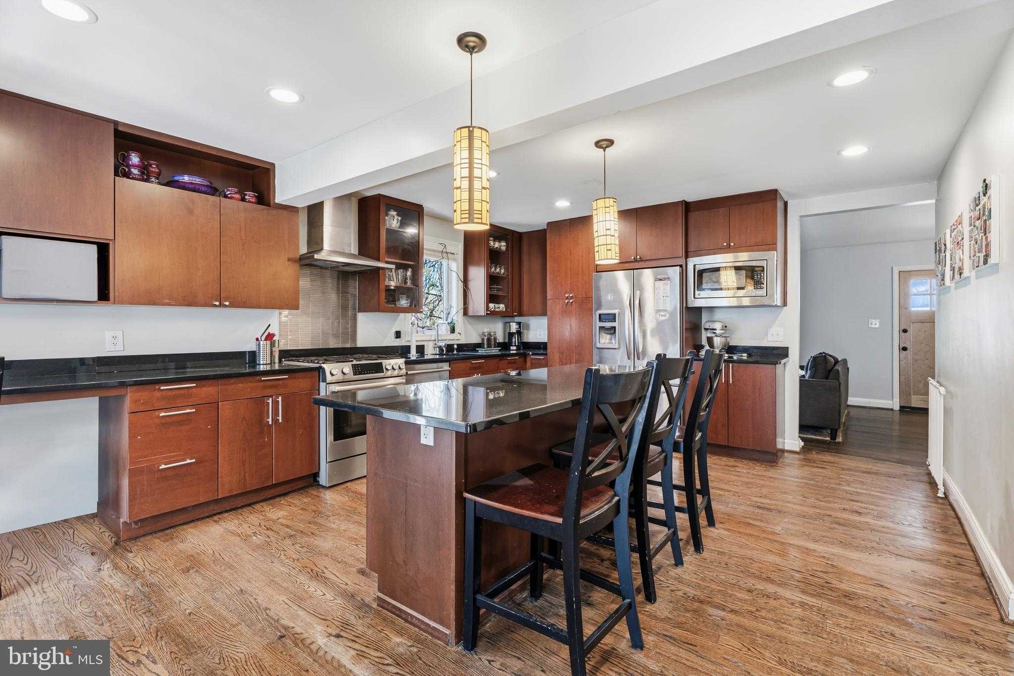 935 Litchfield Rd photo 6