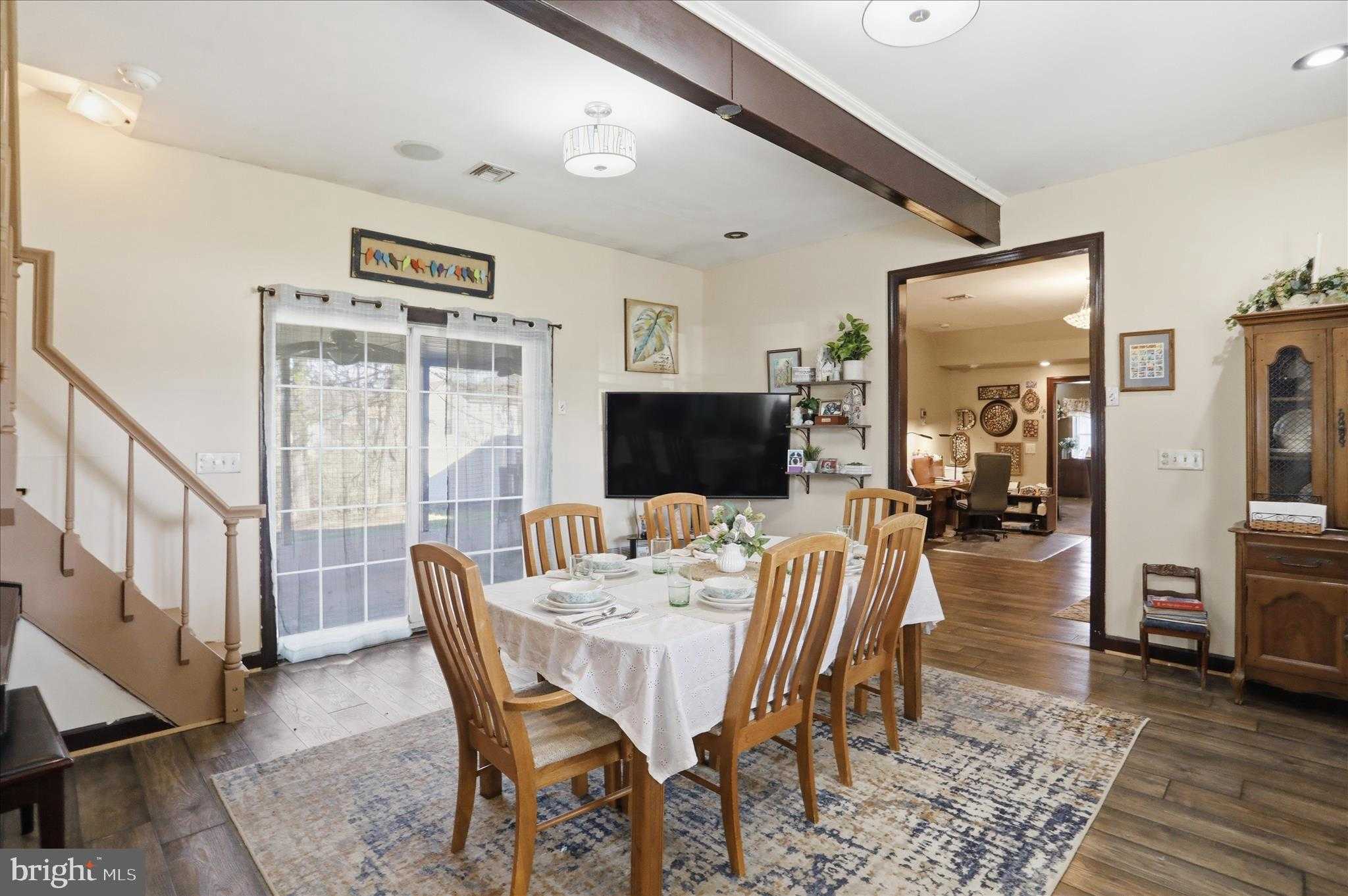 8303 Cumberland Rd photo 17