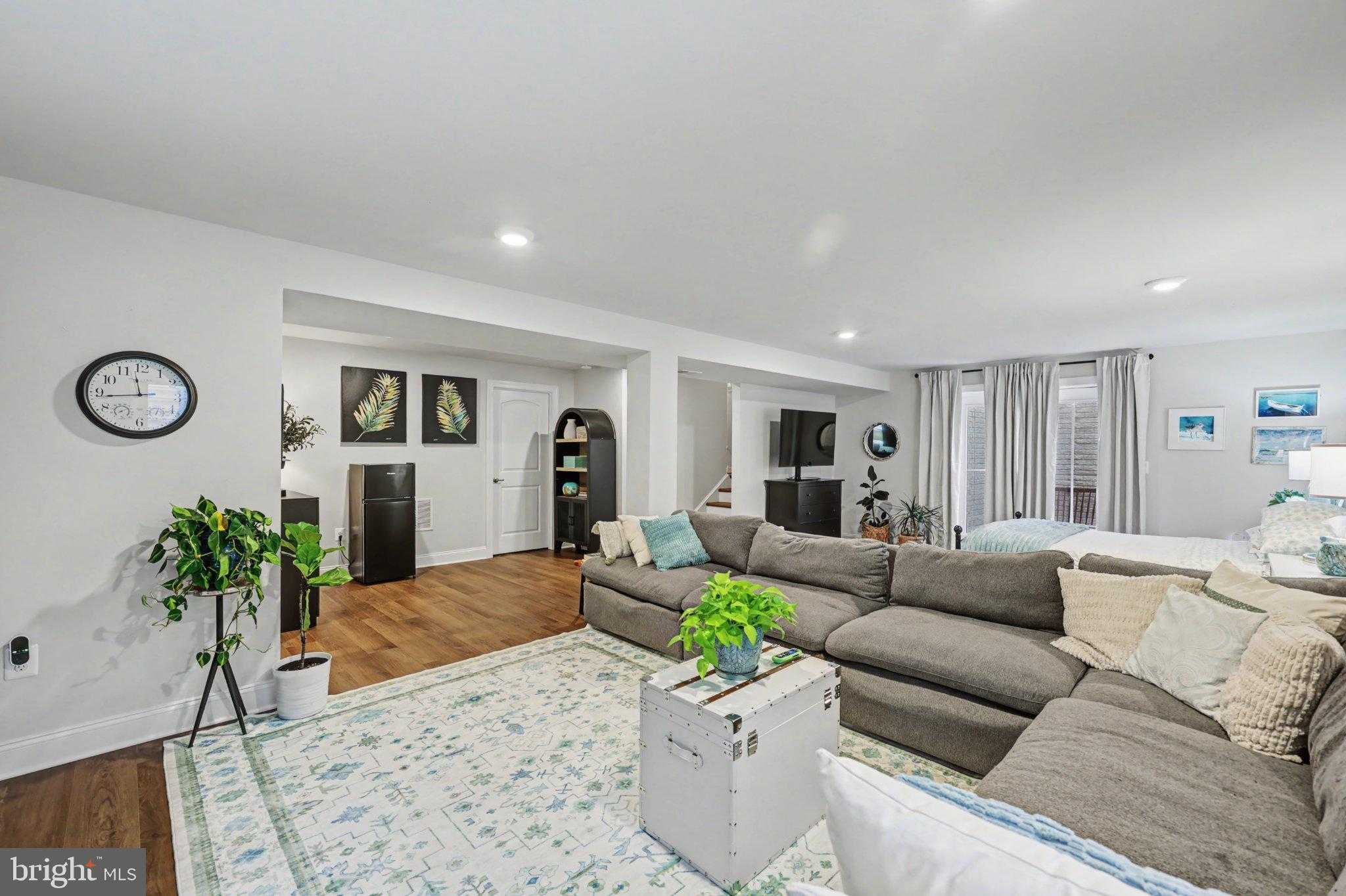 7701 Riparian CT photo 16