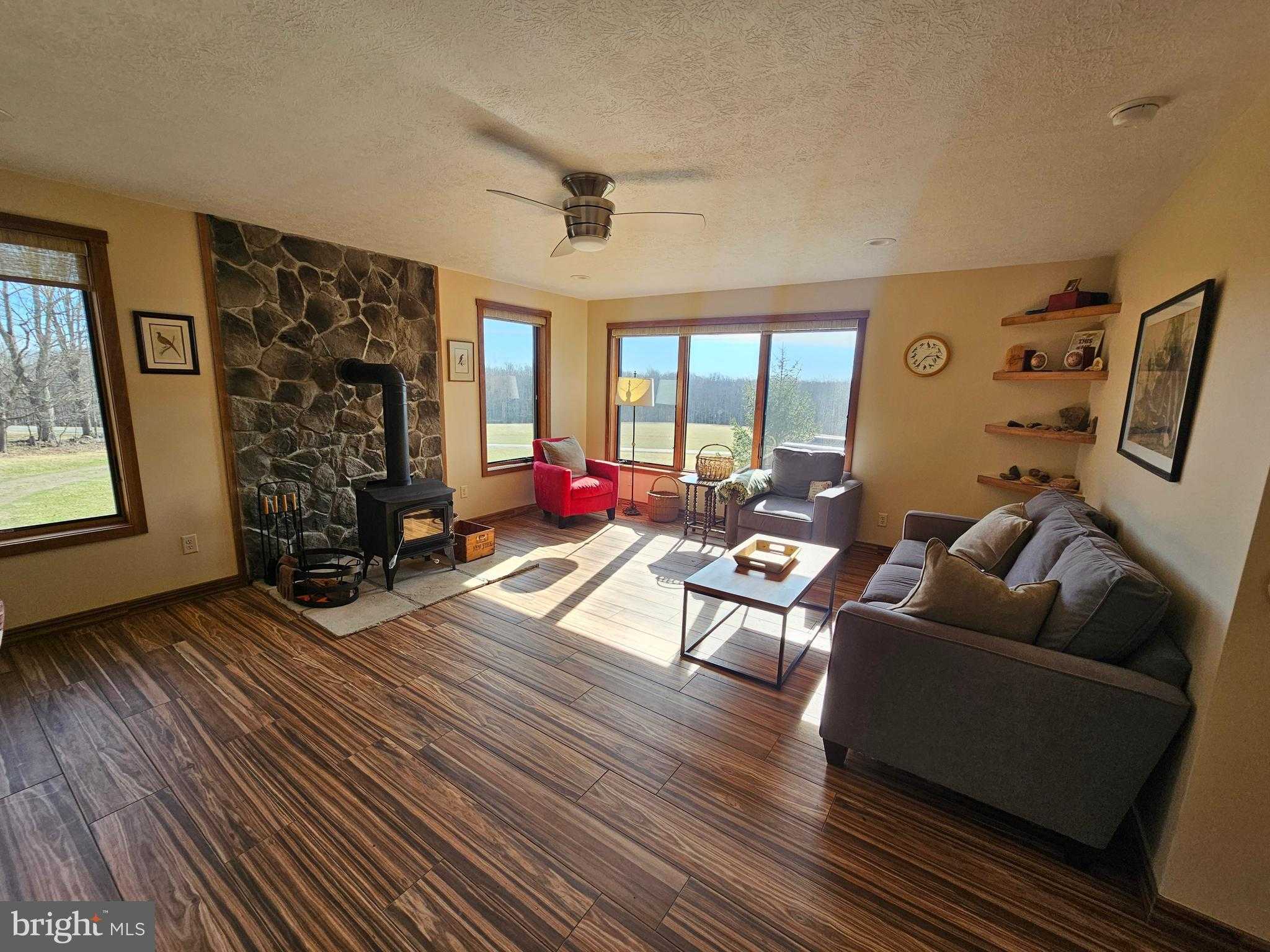 355 Lonesome Pine Rd photo 18