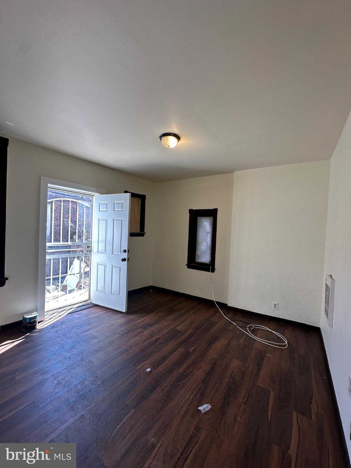 313 N 52nd St photo 42