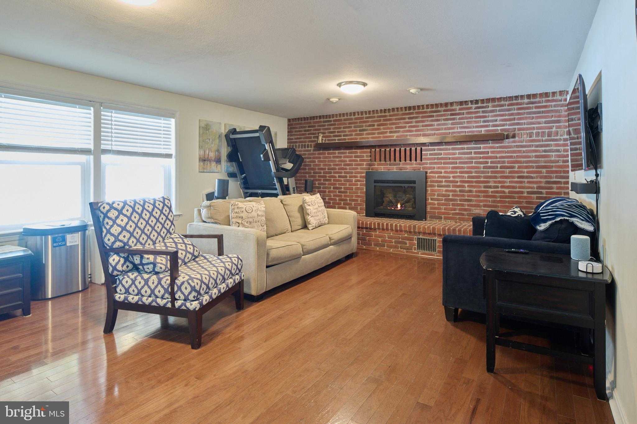 681 Berkshire Dr photo 41