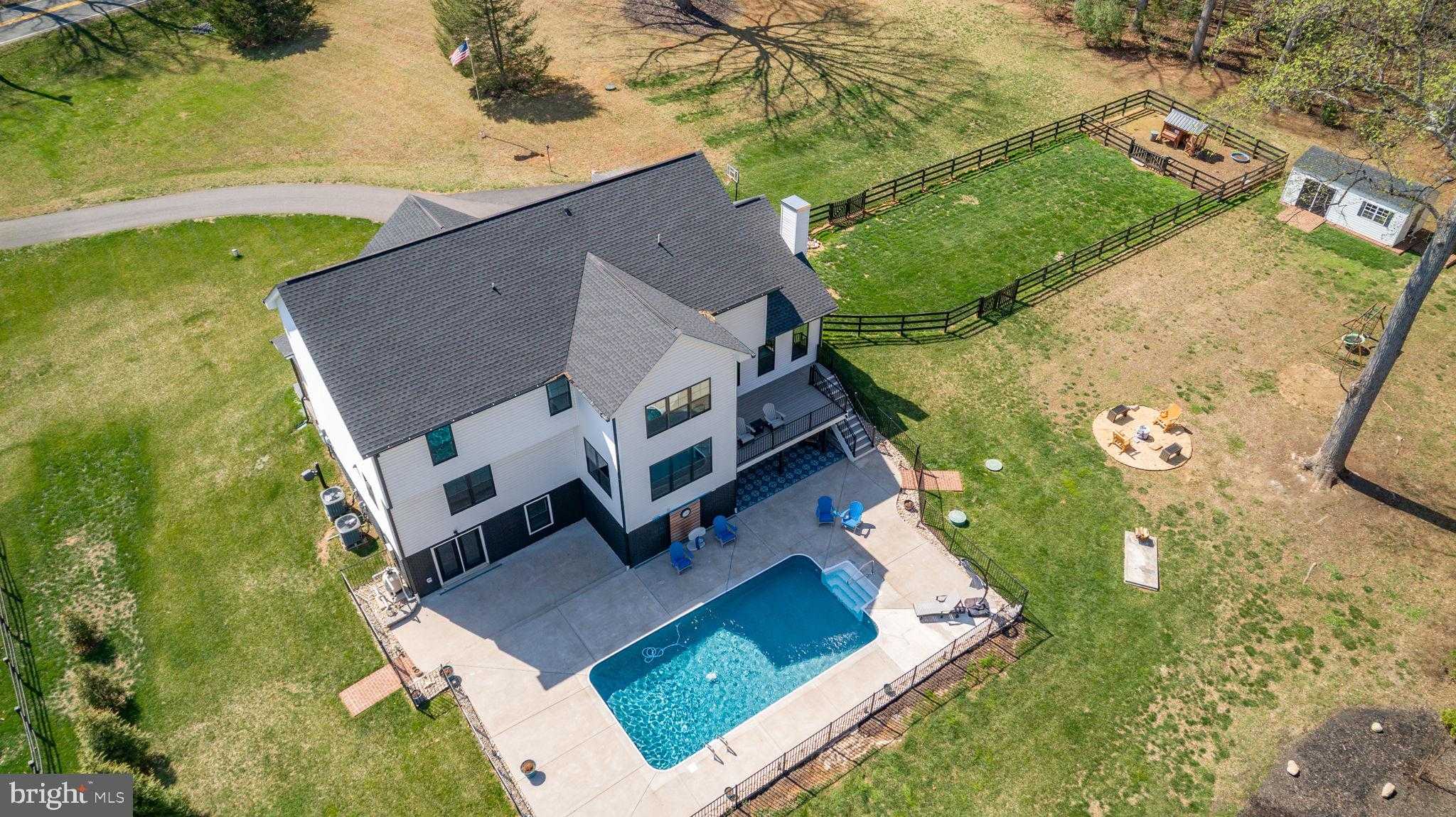 120 Joshua Rd photo 3