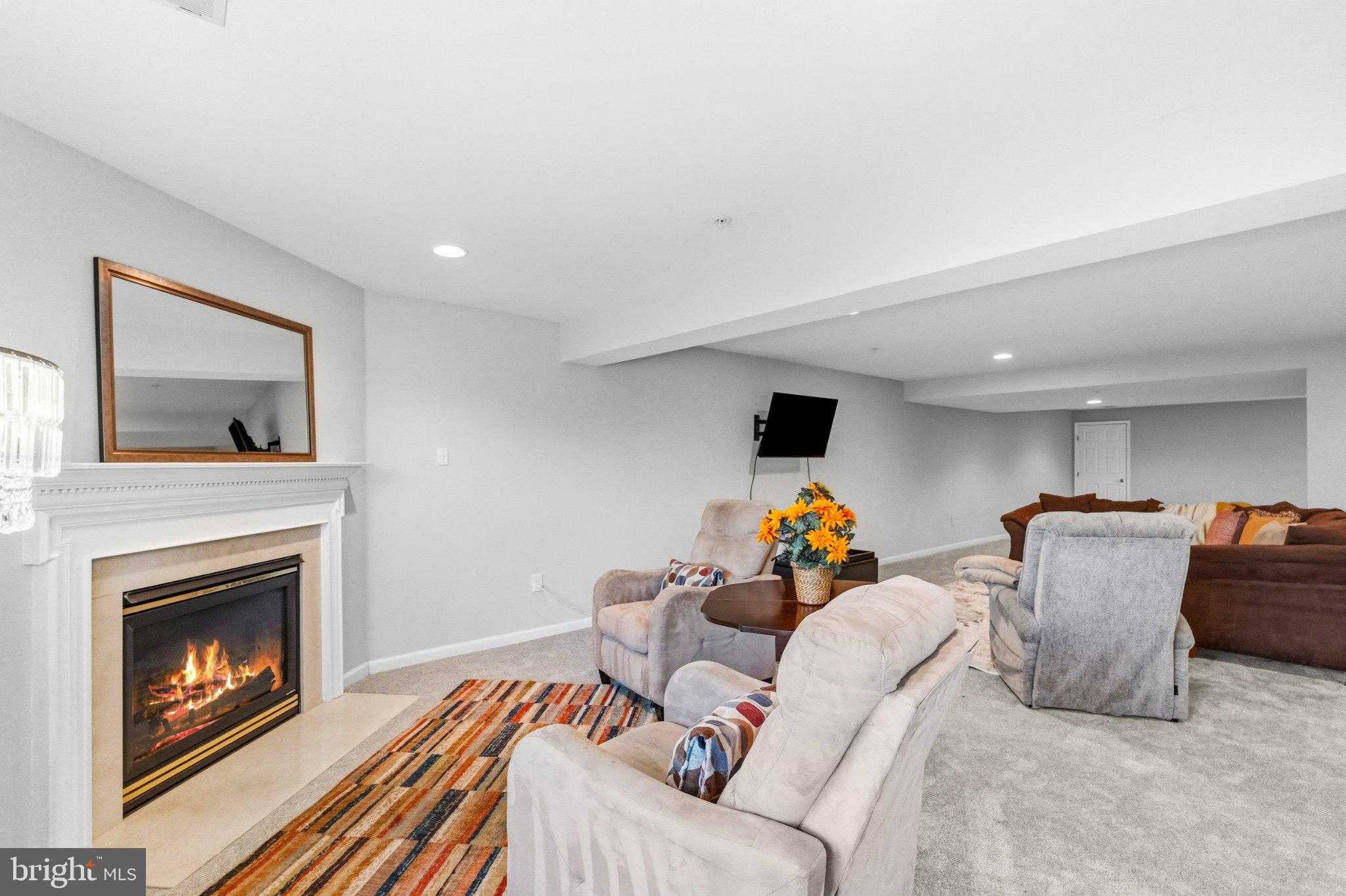 4223 Chastetree CT photo 33