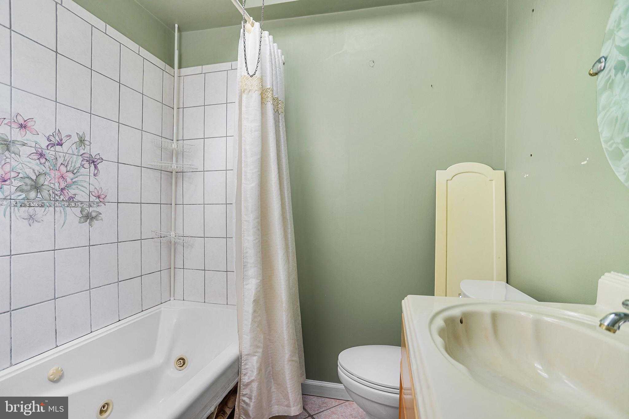 1032 Brookwood Ln photo 12