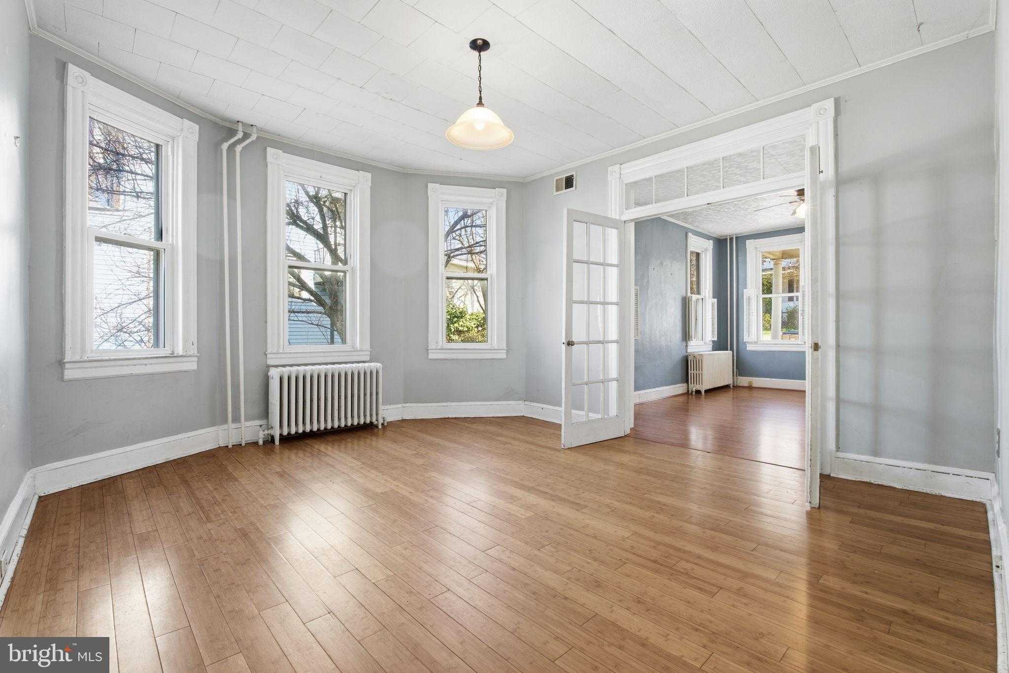 2511 Hermosa Ave photo 8