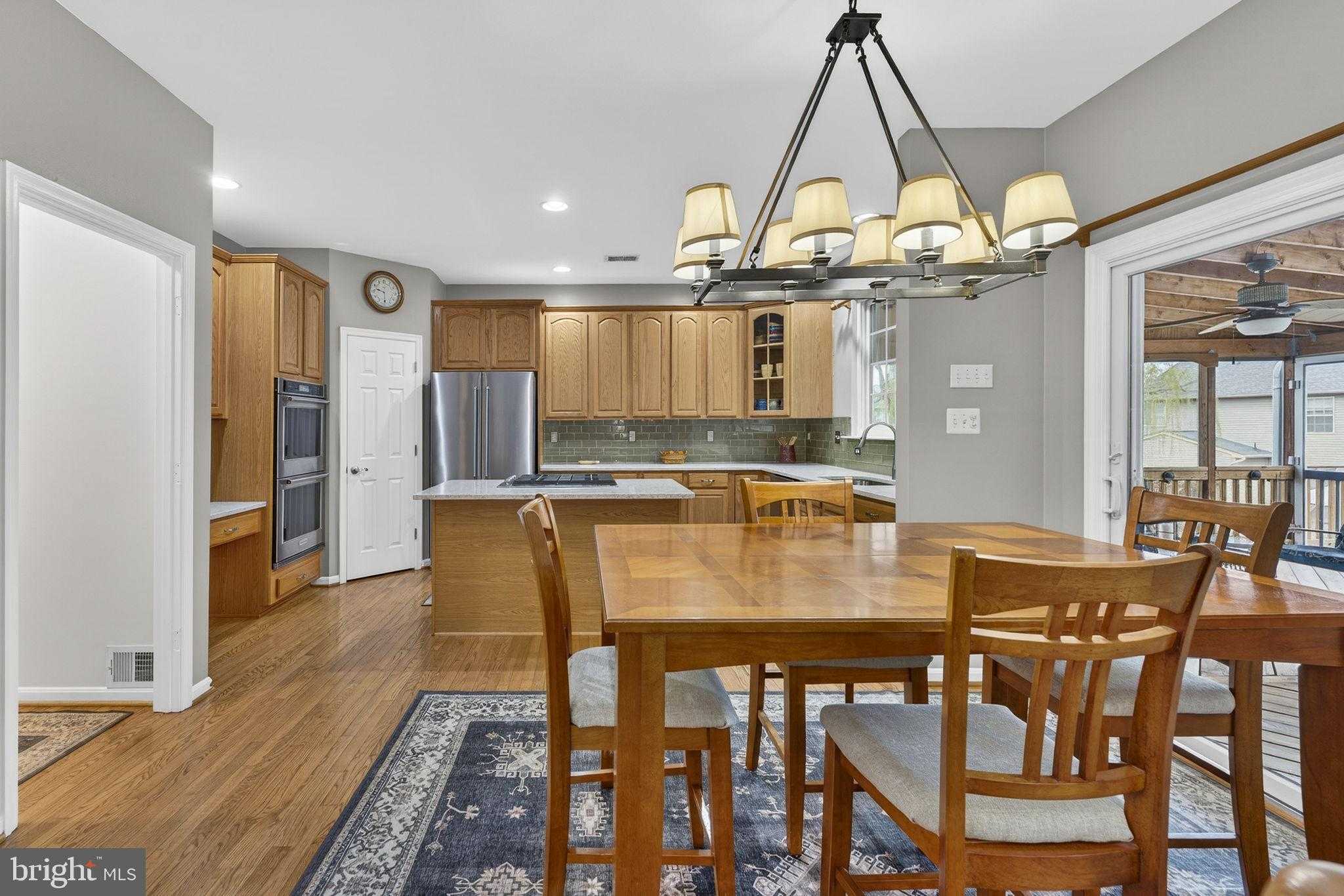 9813 Nugget CT photo 36