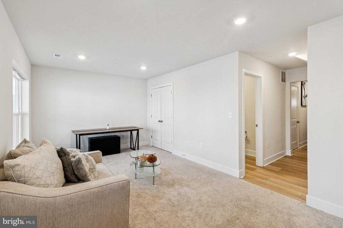 10939 Drummond Pl photo 31