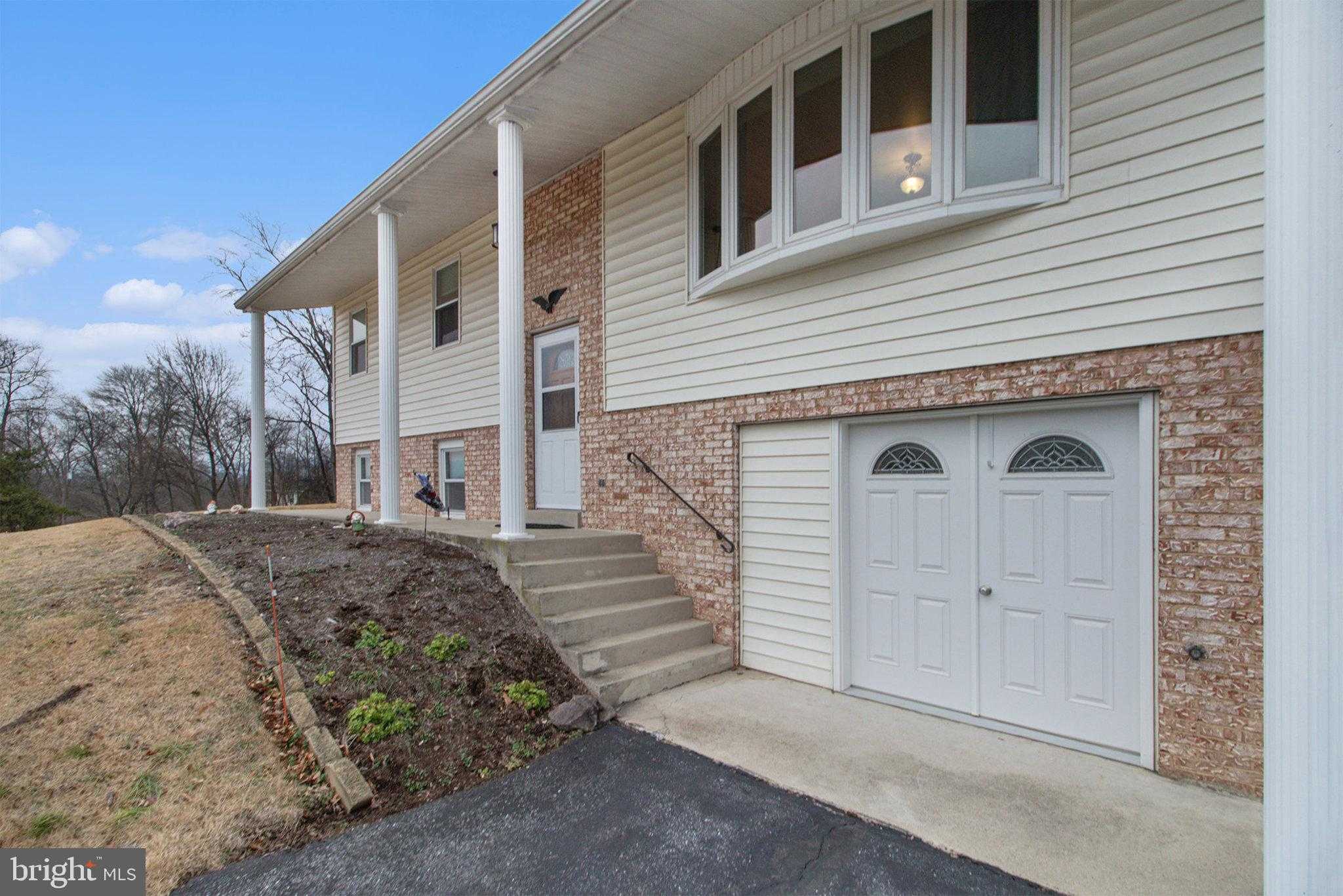 21 Briardale Rd photo 3