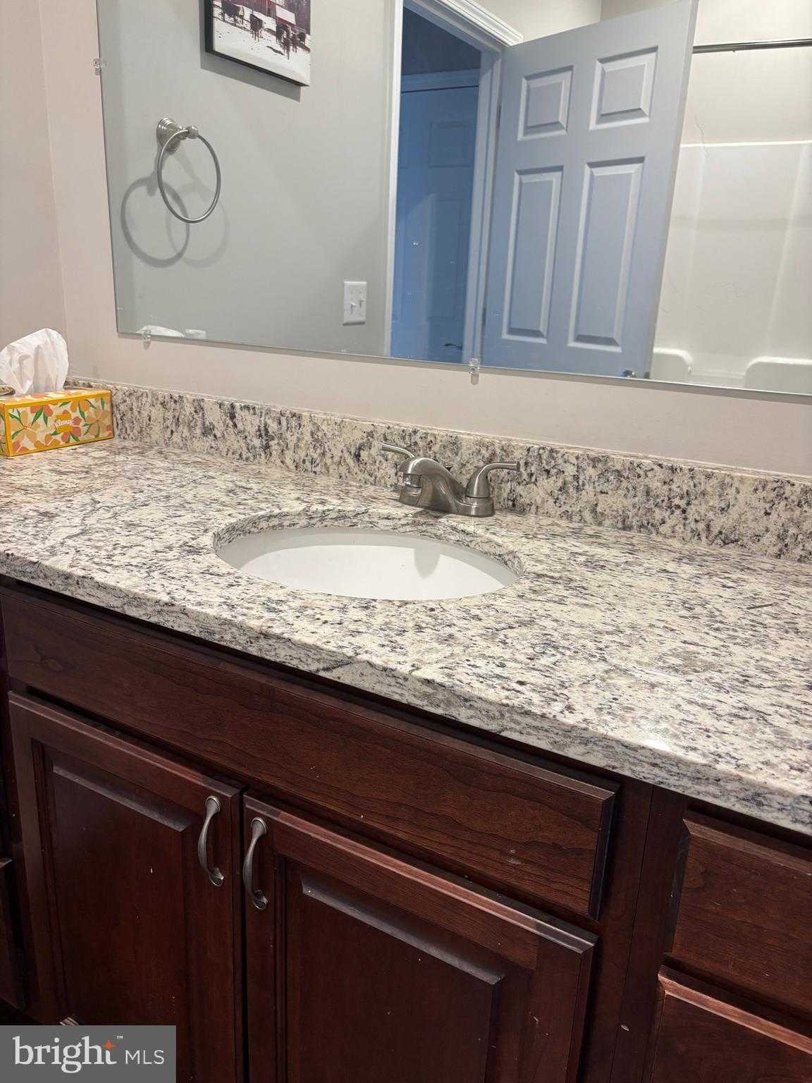 93 Candlewick CT photo 23