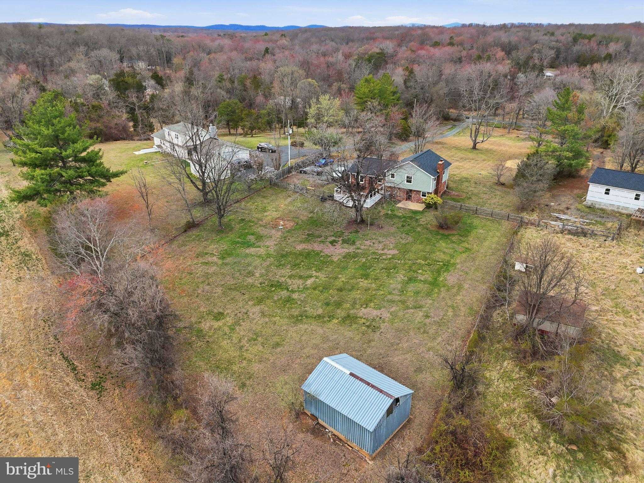 4051 Ringwood Rd photo 7