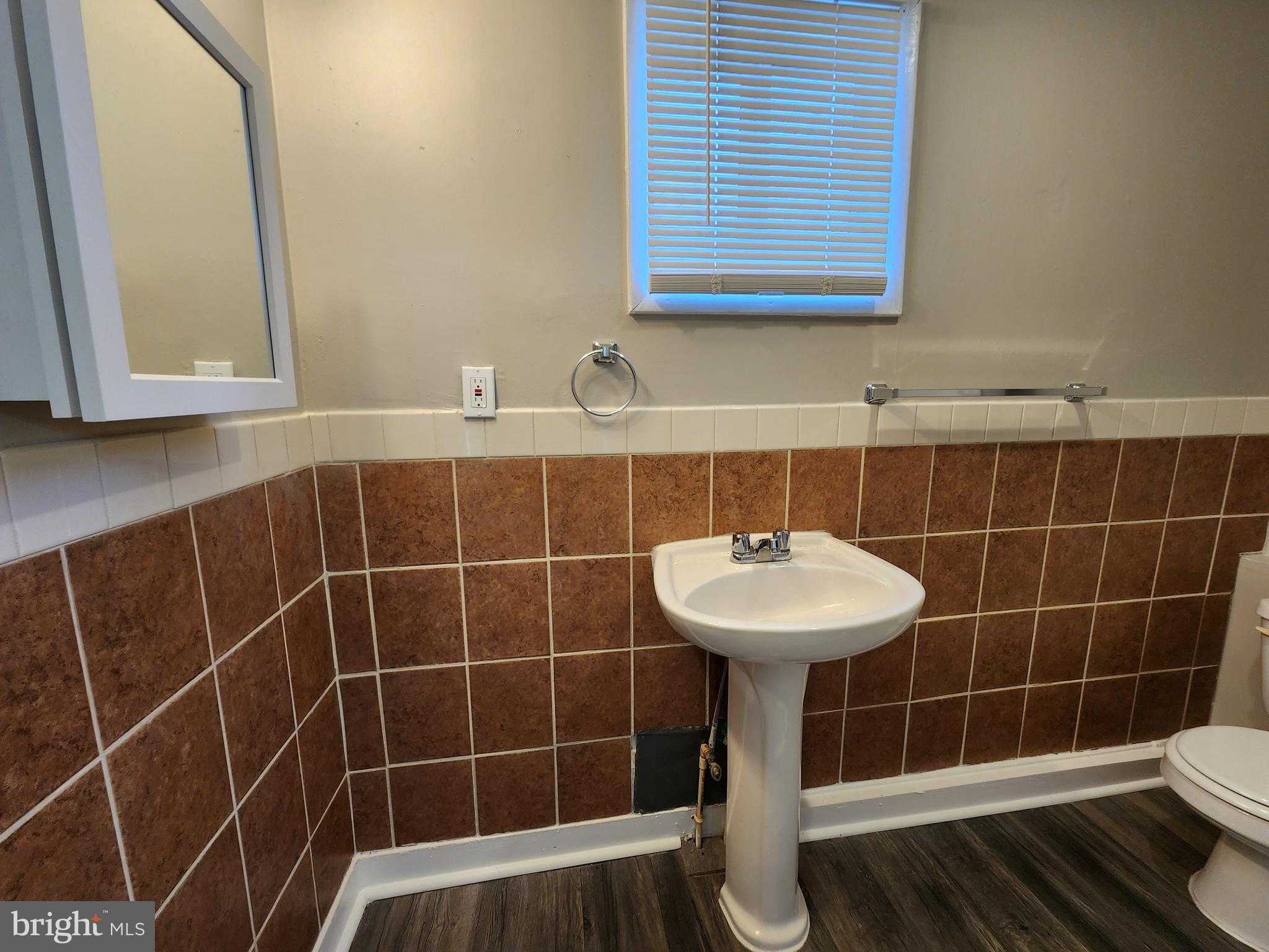 1634 N Wolfe St photo 27