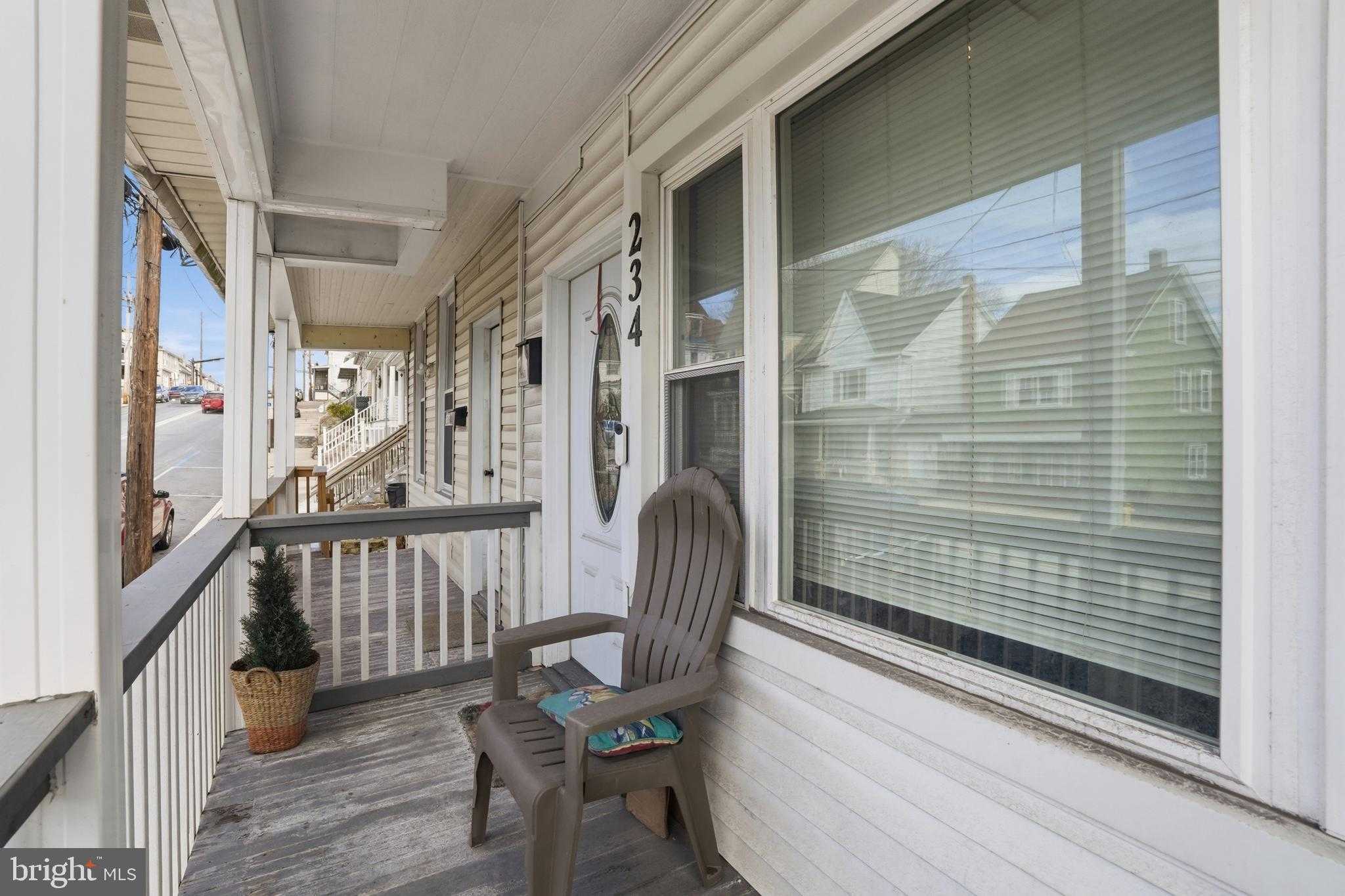 234 E Patterson St photo 3