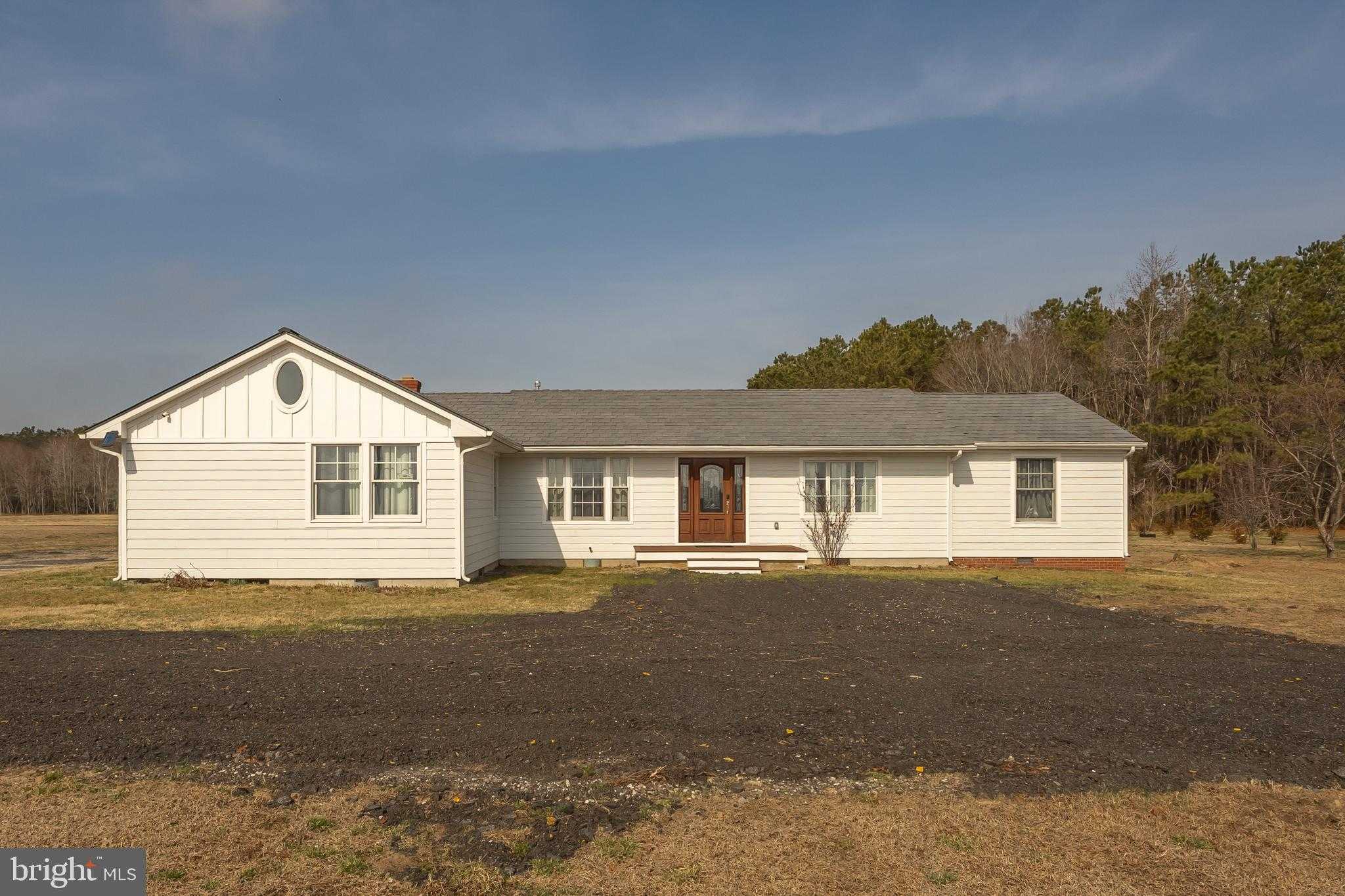 14450 Backbone Rd photo 2