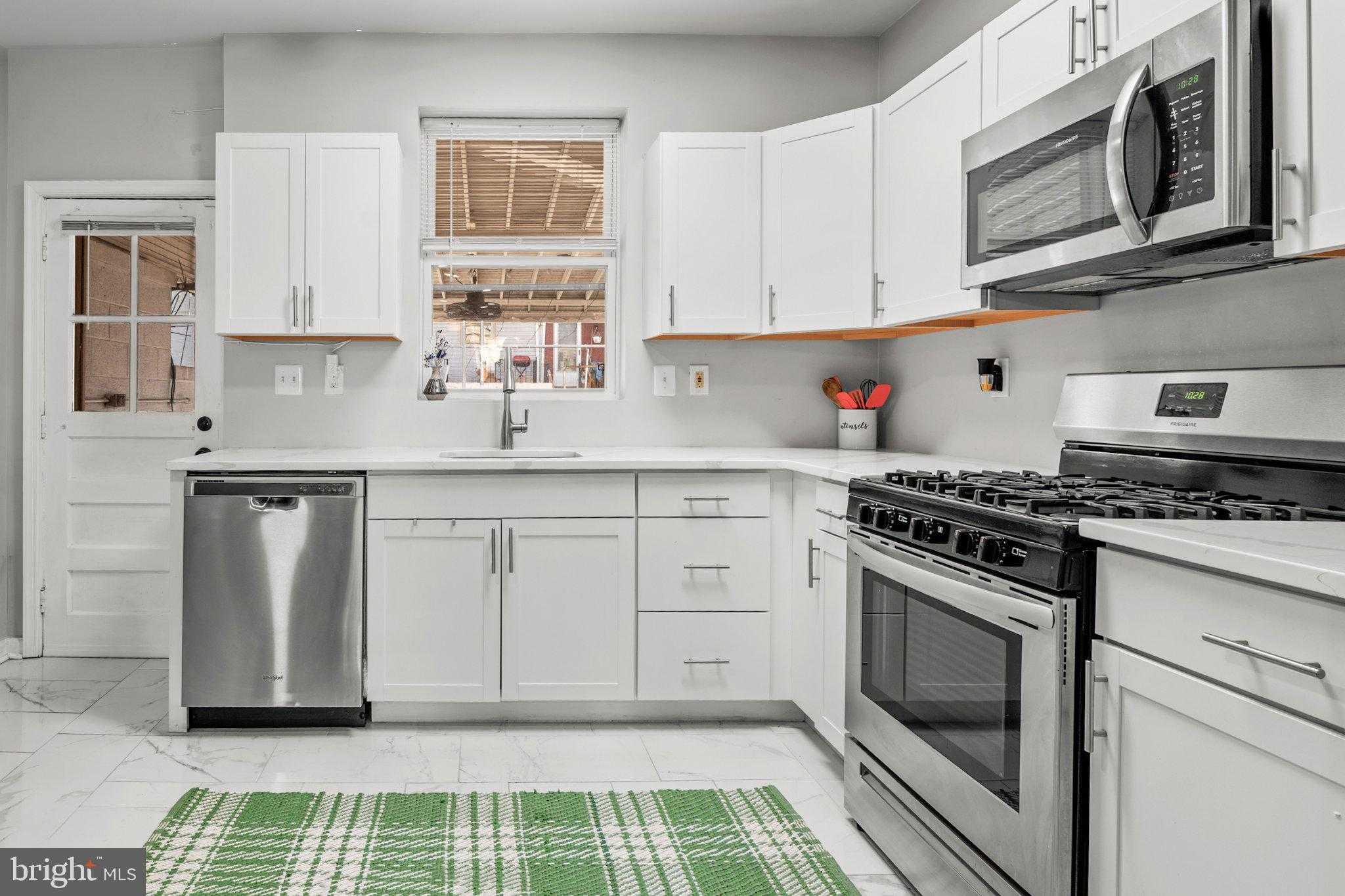 505 S Lehigh St photo 2