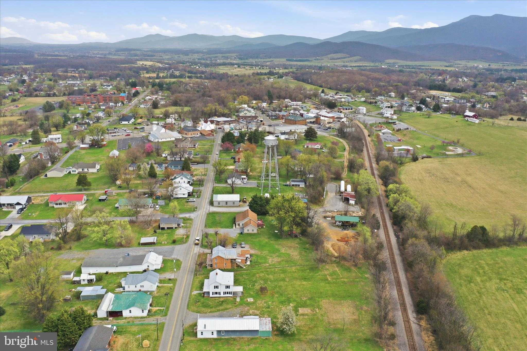 333 Honeyville Ave photo 58