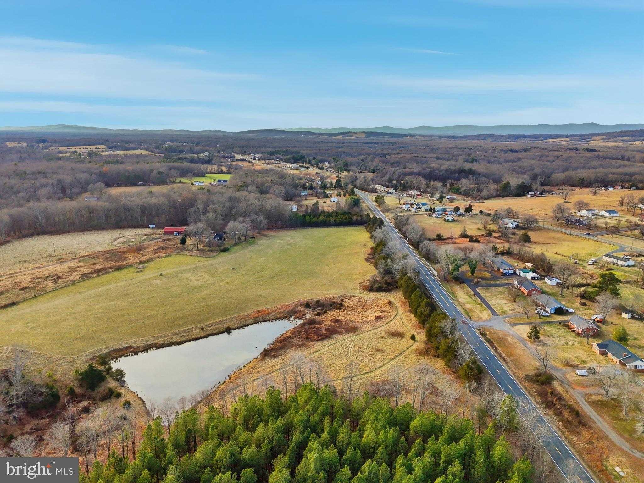 Constitution Blvd photo 27