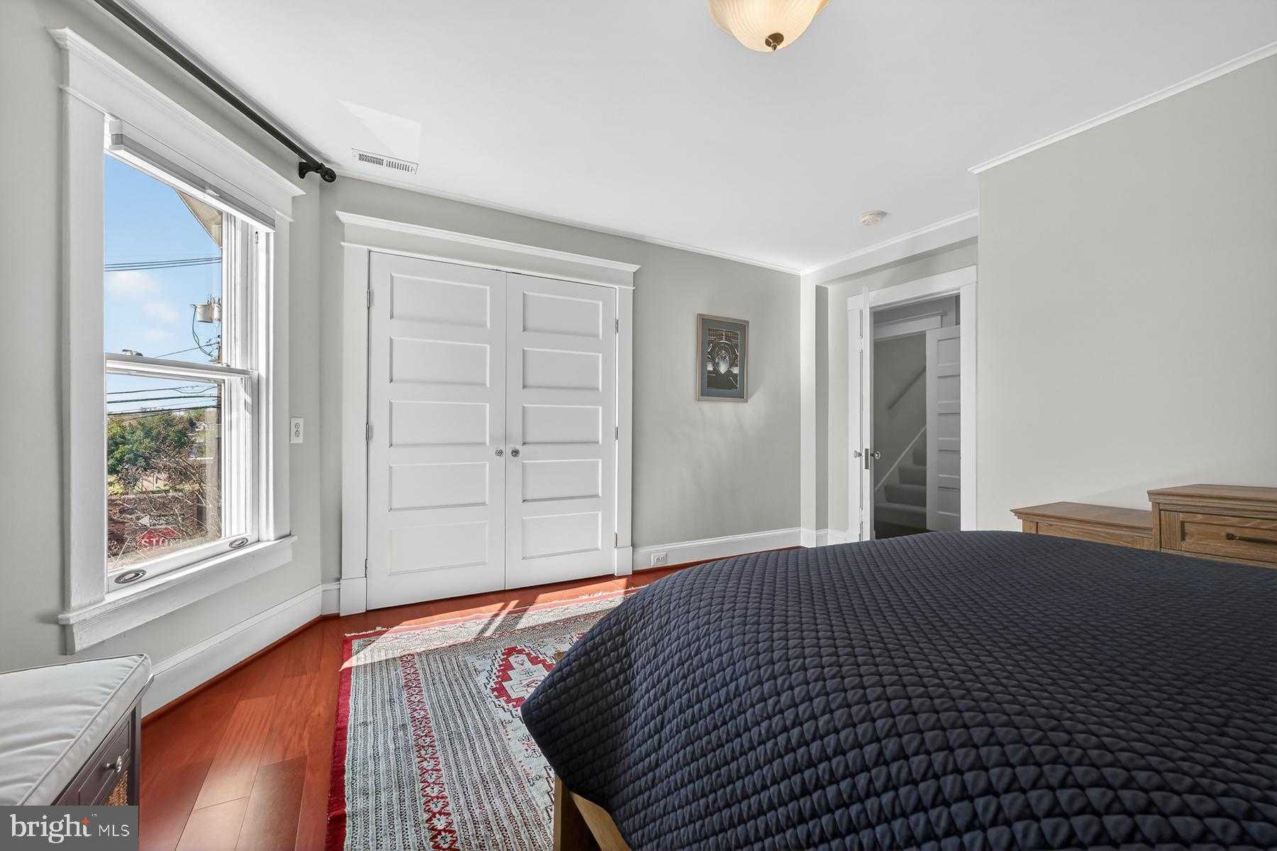 98 Duke Of Gloucester St photo 39