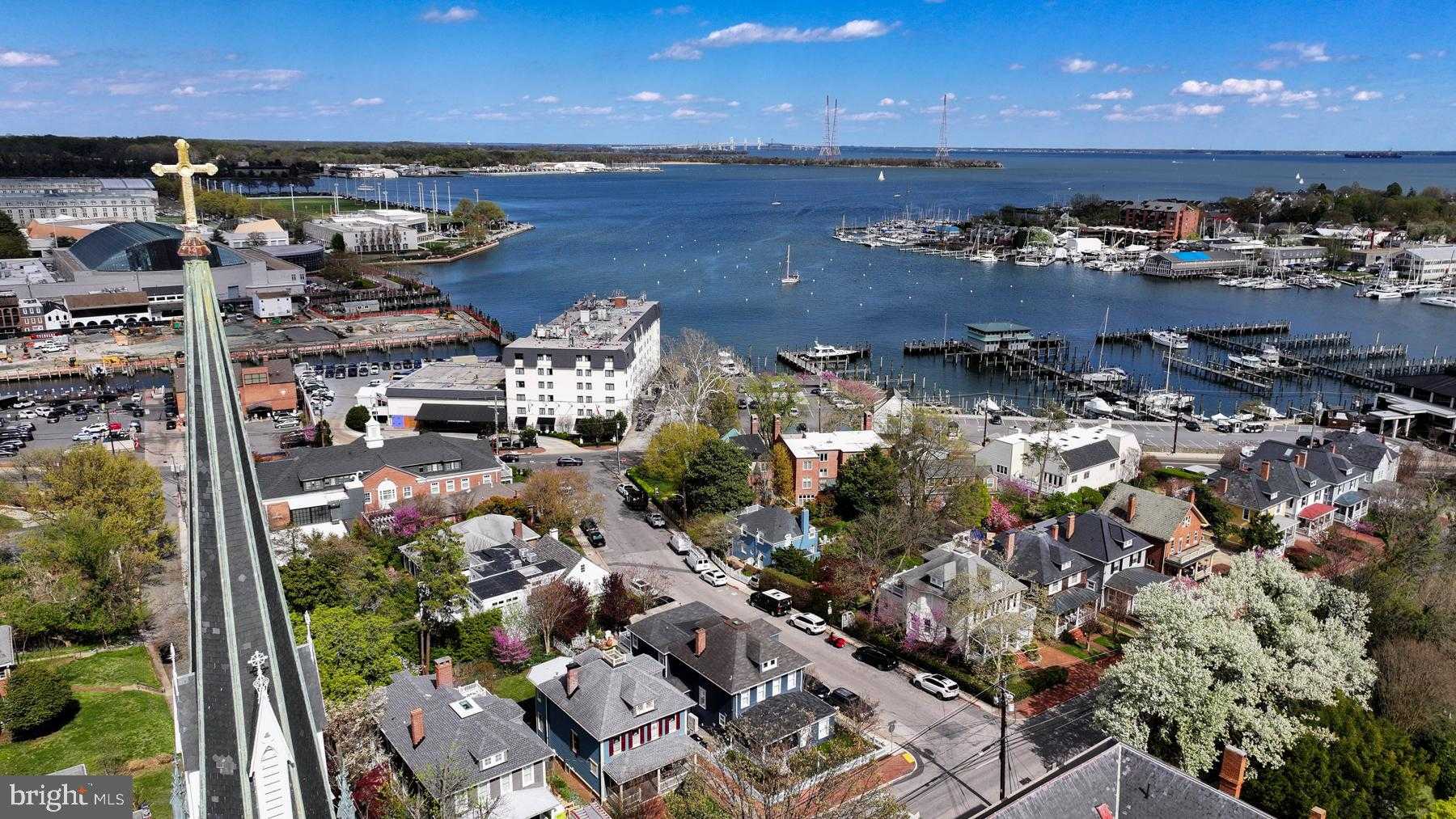 98 Duke Of Gloucester St photo 73