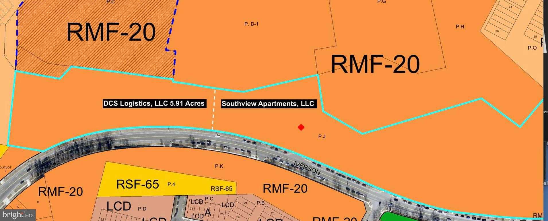 1400 Iverson St photo 8