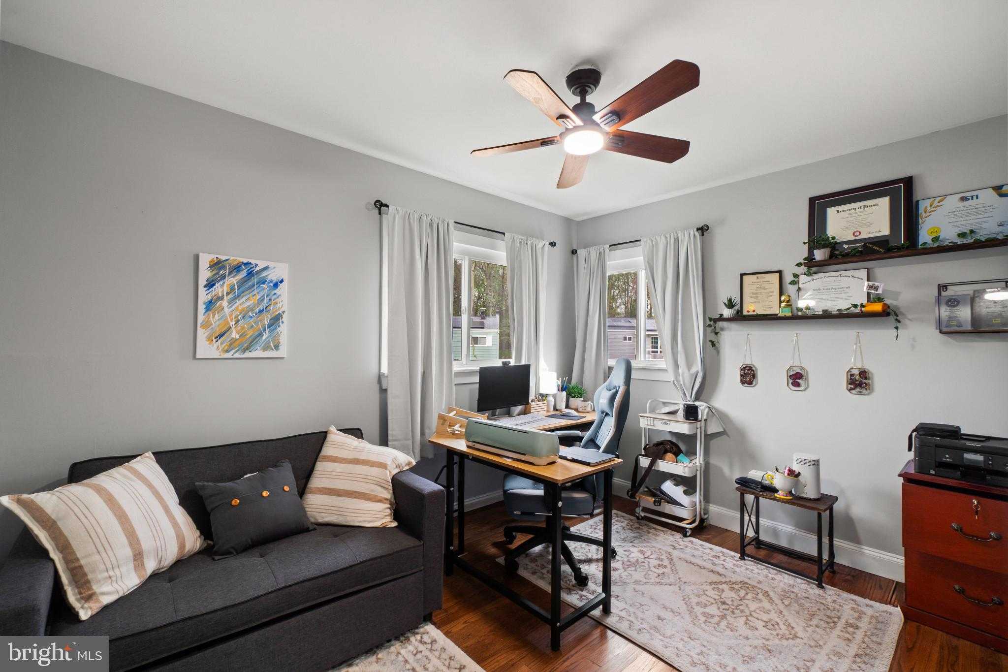 109 Herbert CT photo 14