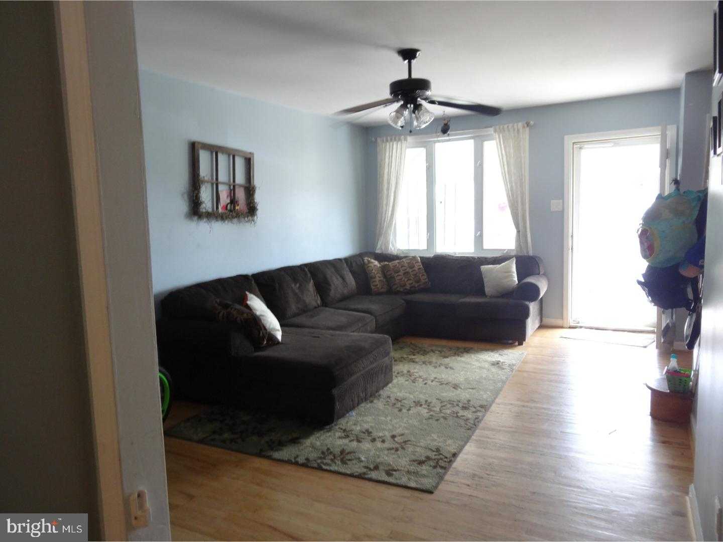 310 Ripka St photo 4