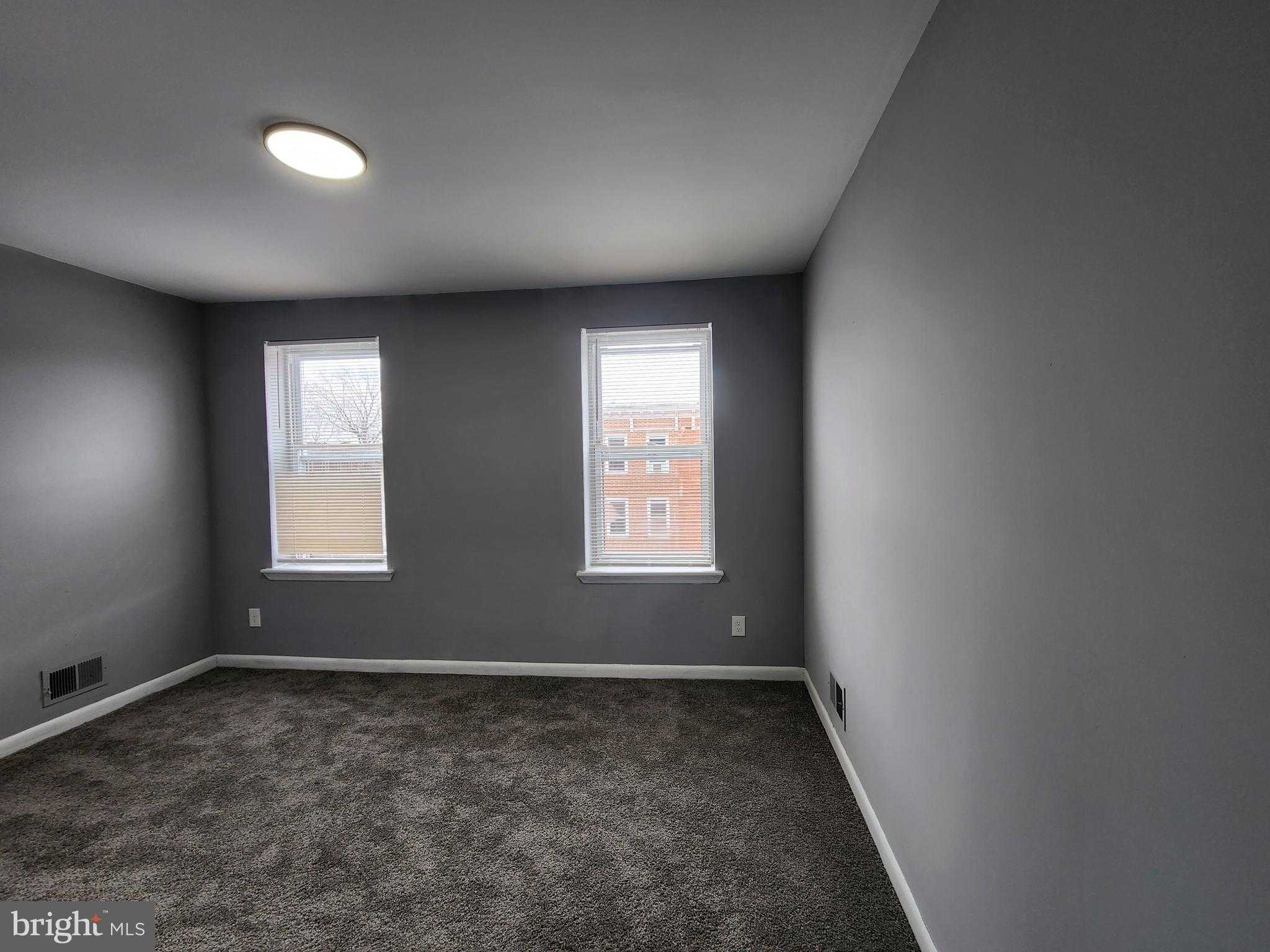 1523 Argyle Ave photo 22