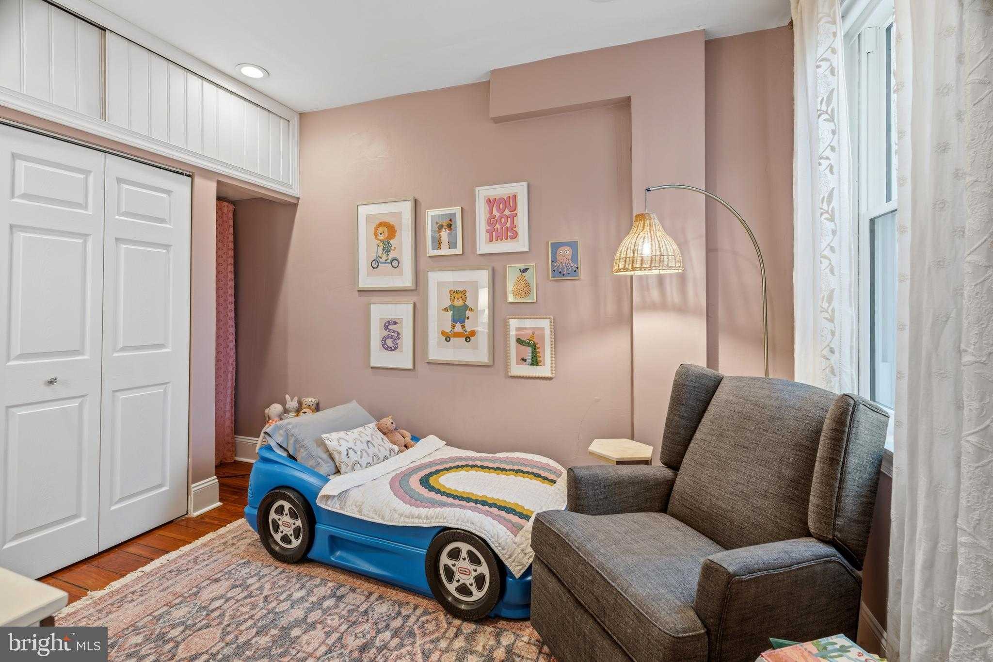 2944 Ogden St photo 28