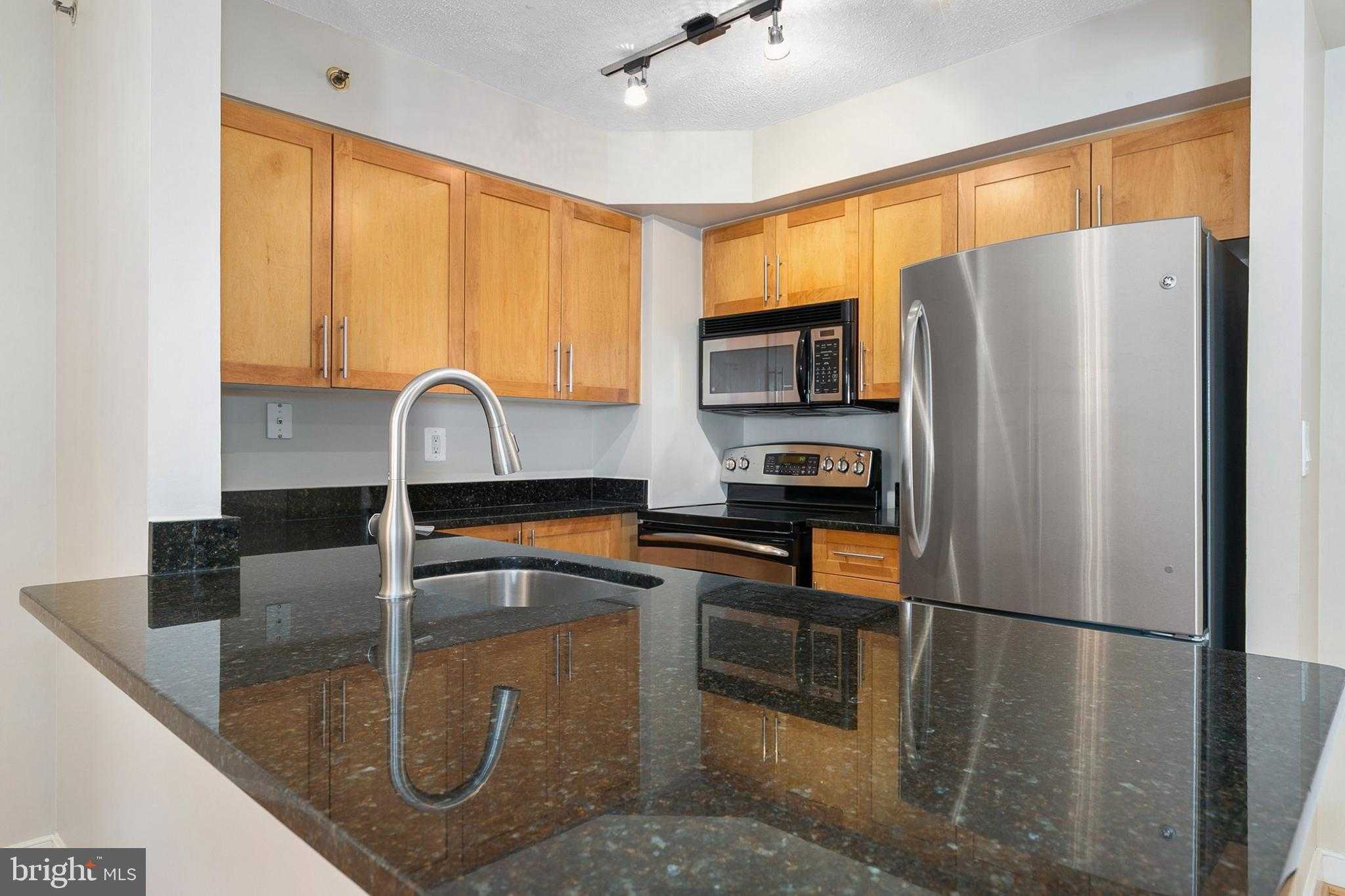 7500 Woodmont Ave # S1117 photo 5