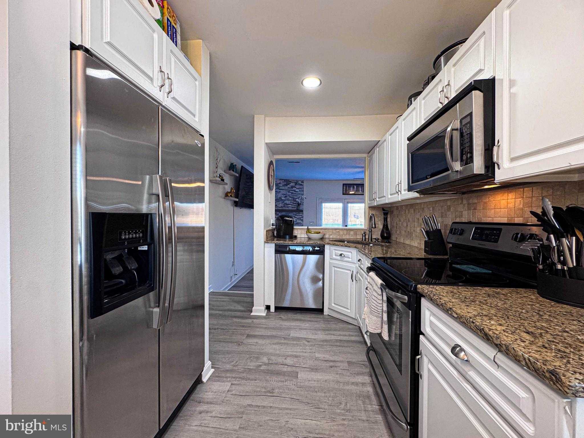 1004 Marion Quimby Dr photo 15