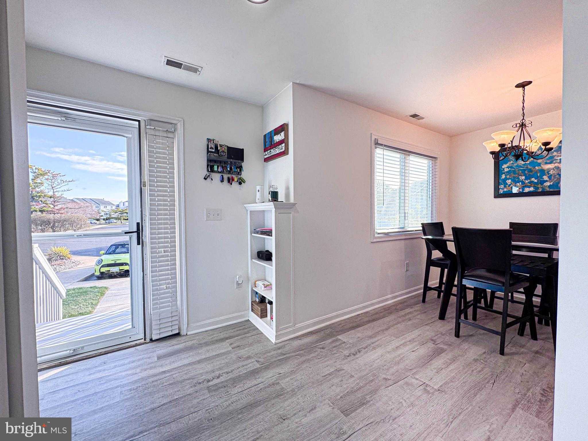 1004 Marion Quimby Dr photo 9