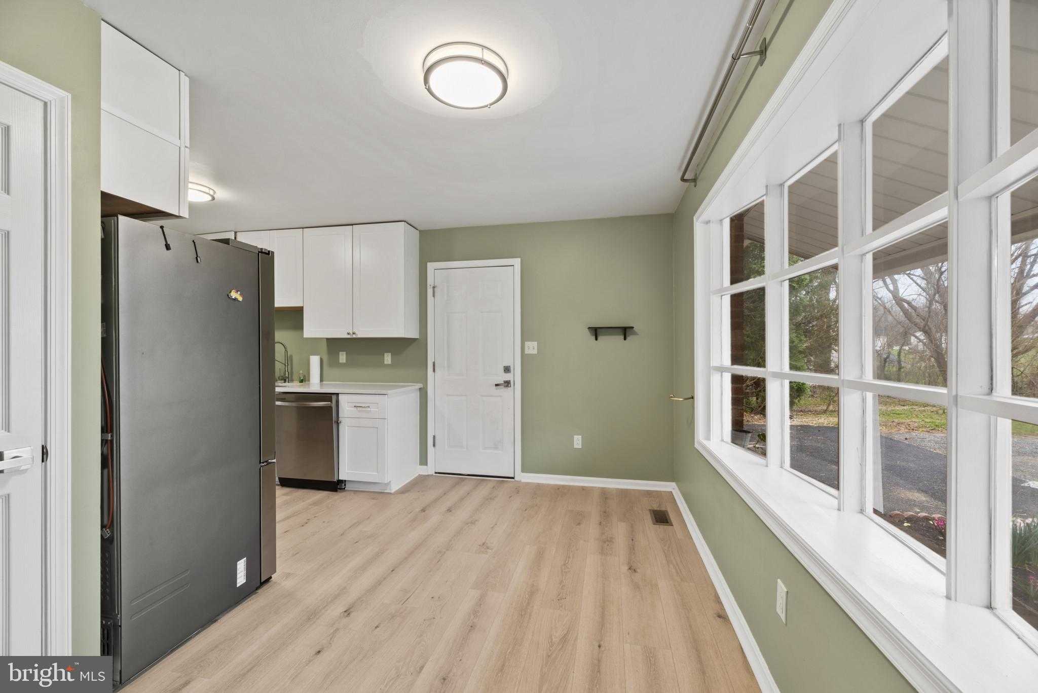 9947 Boyds Turn Rd photo 11