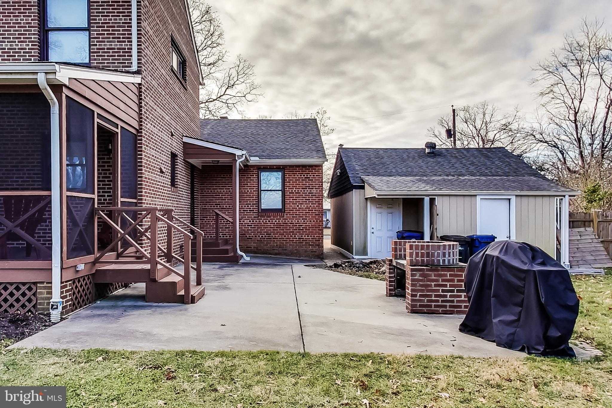 5635 Fillmore Ave photo 43