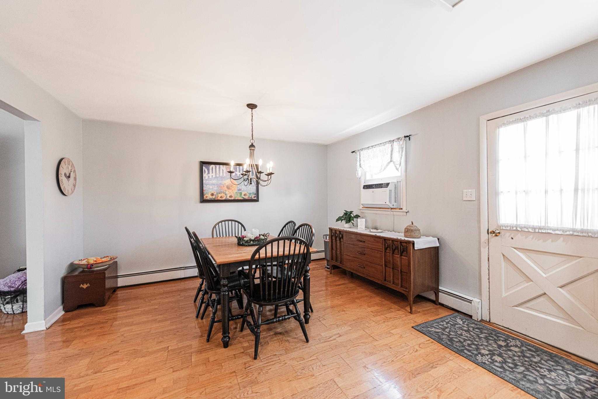 1019 Hares Hill Rd photo 7